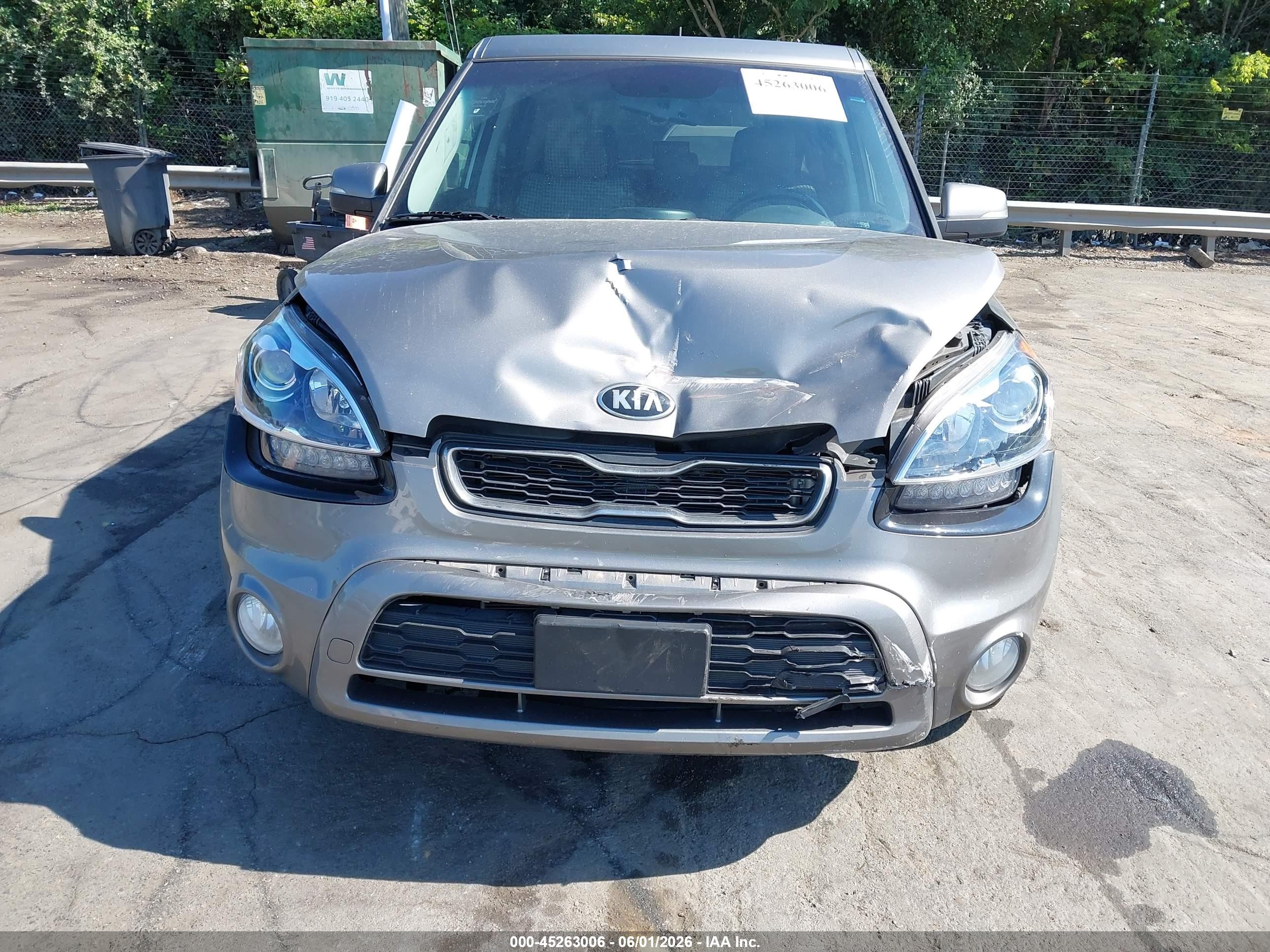 2013 Kia Soul ! Серый vin: KNDJT2A6XD7555853