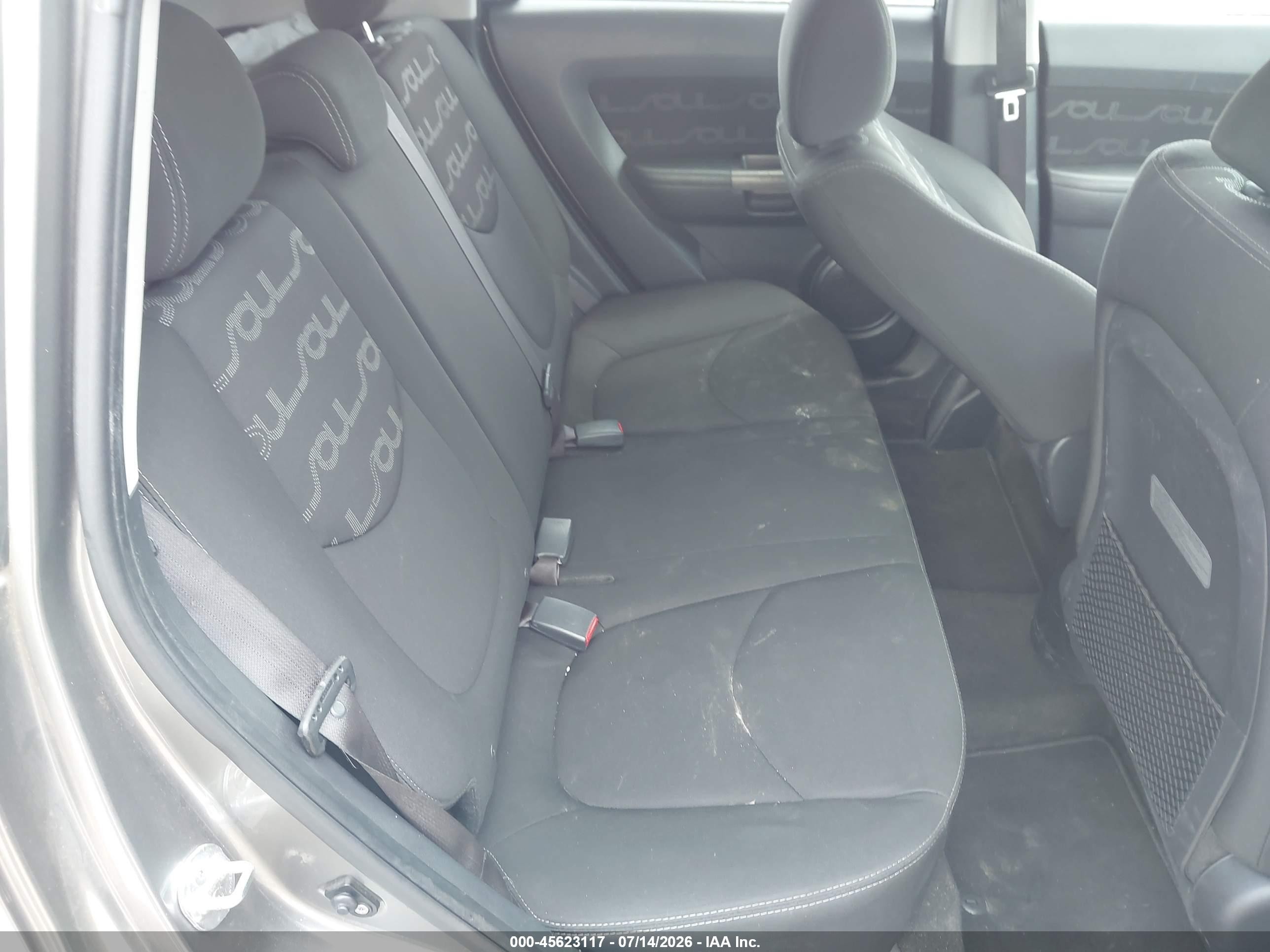 2013 Kia Soul + Серый vin: KNDJT2A6XD7568196