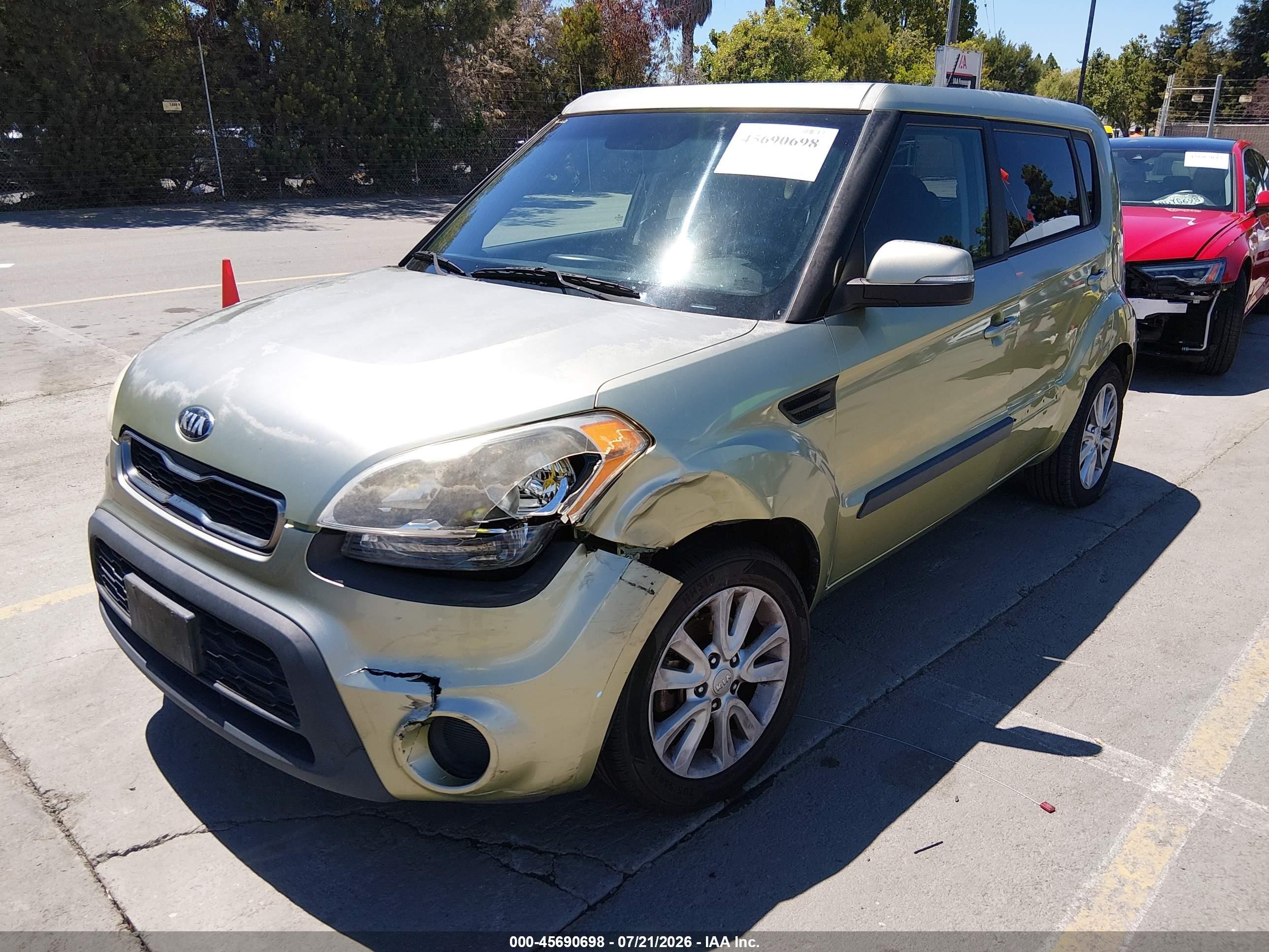 2013 Kia Soul + Зеленый vin: KNDJT2A6XD7637436