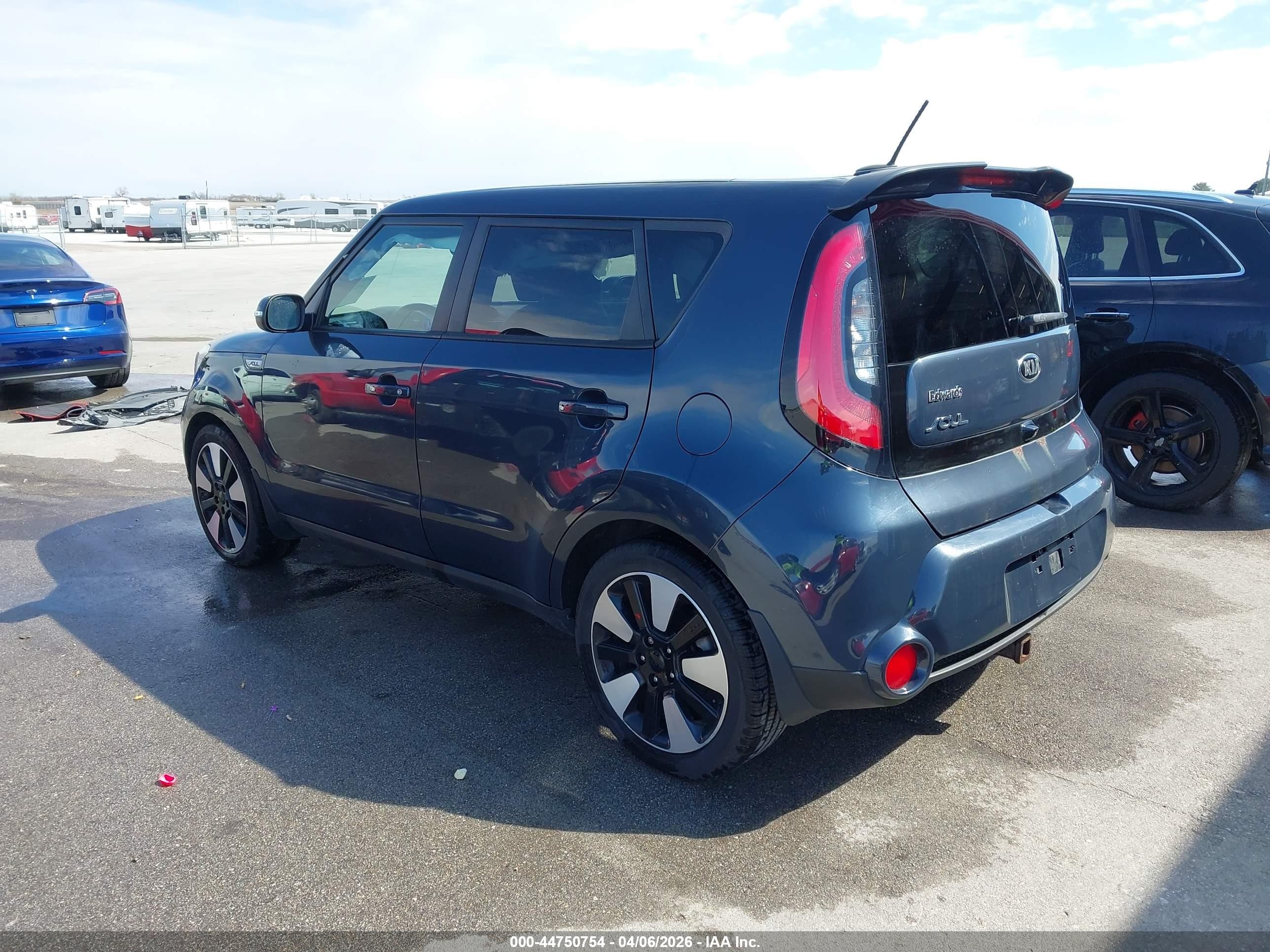 2015 Kia Soul ! Синий vin: KNDJX3A50F7134678