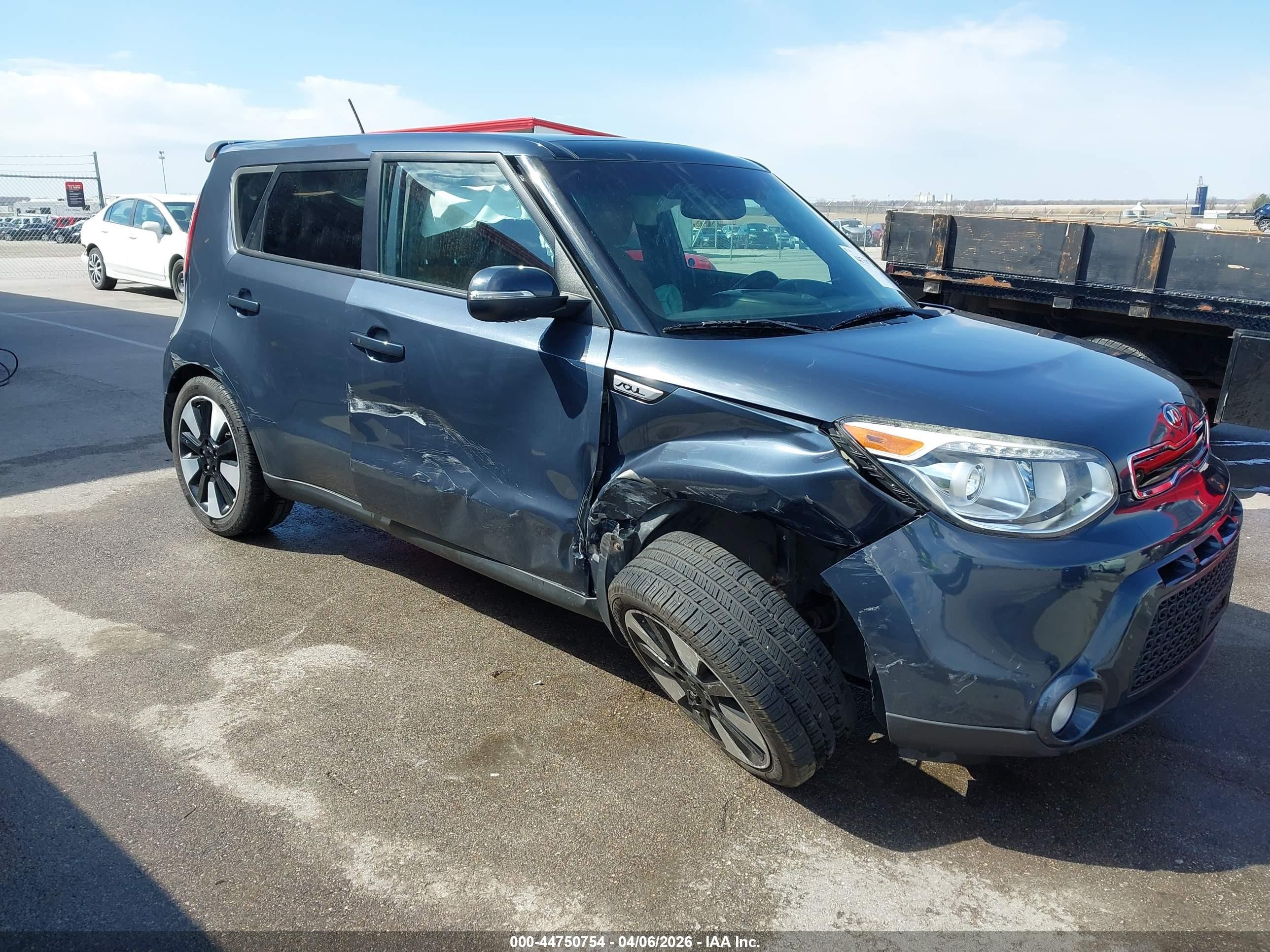 2015 Kia Soul ! Синий vin: KNDJX3A50F7134678