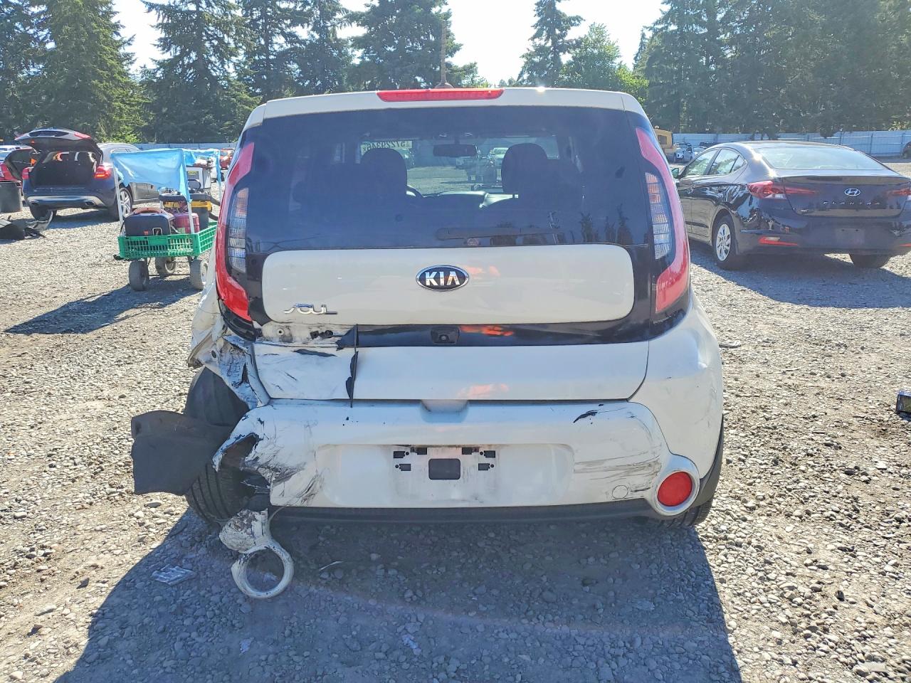2015 Kia Soul ! Белый vin: KNDJX3A50F7143297