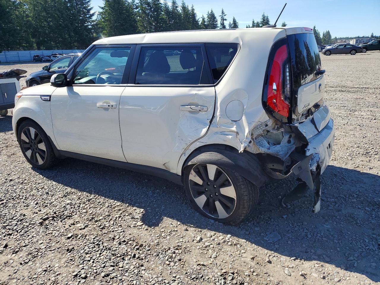 2015 Kia Soul ! Белый vin: KNDJX3A50F7143297