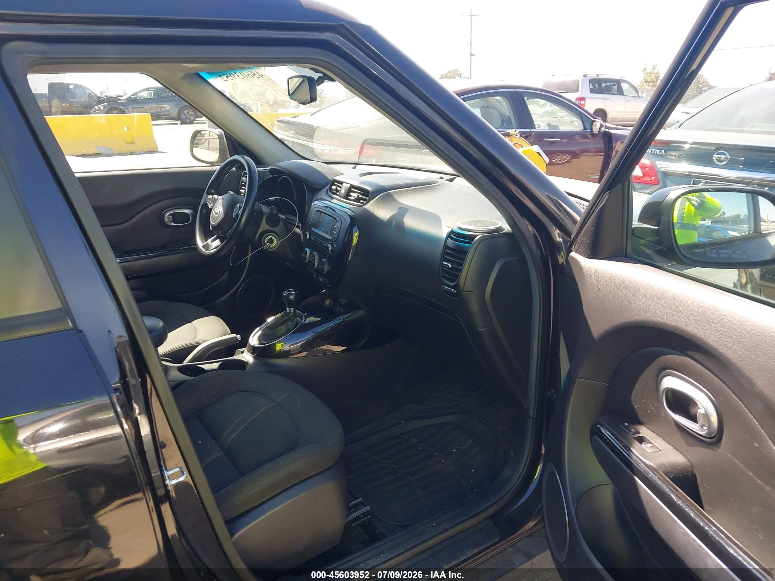 2015 Kia Soul ! Black vin: KNDJX3A50F7195867
