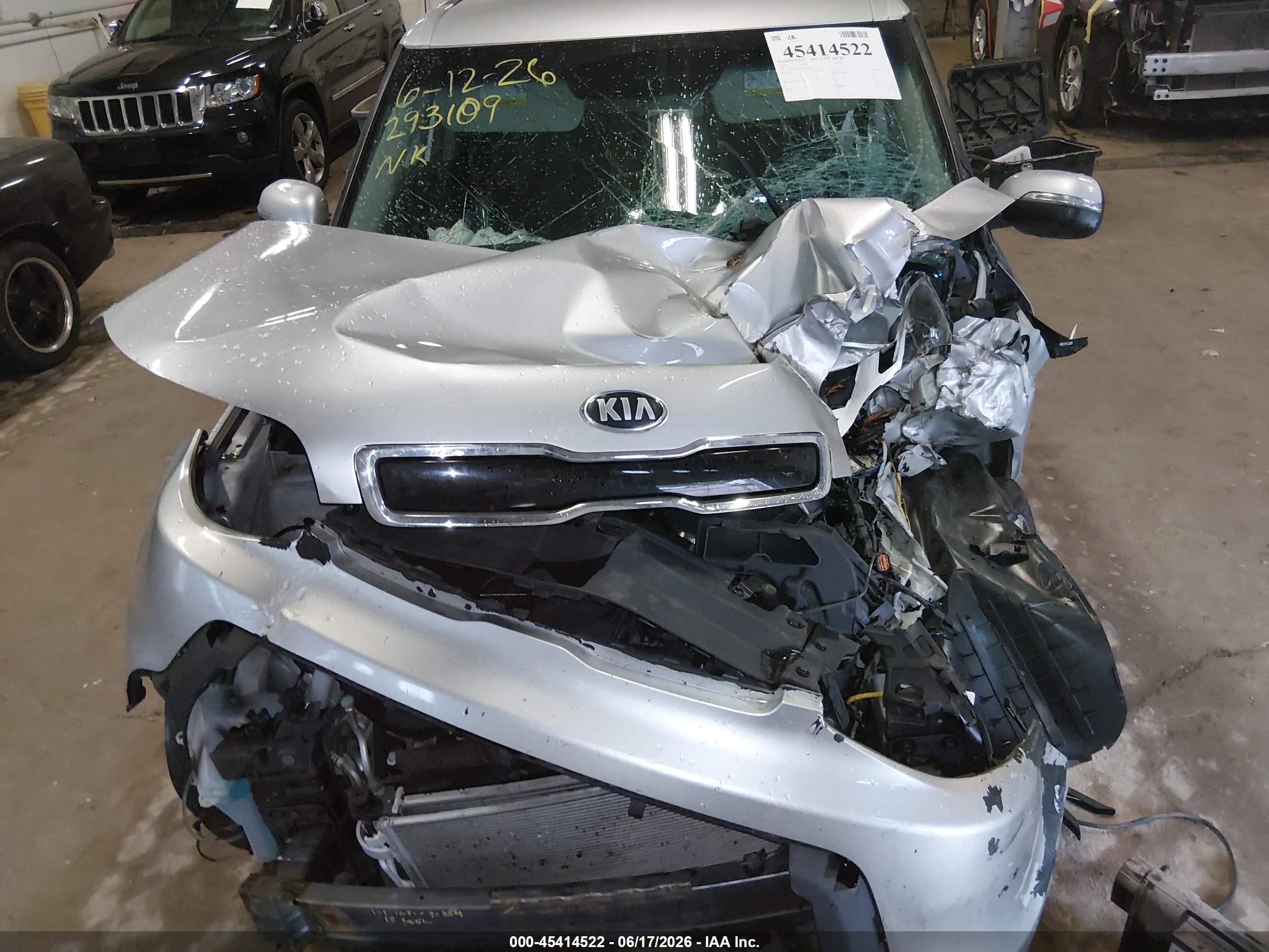 2015 Kia Soul ! Silver vin: KNDJX3A50F7779136