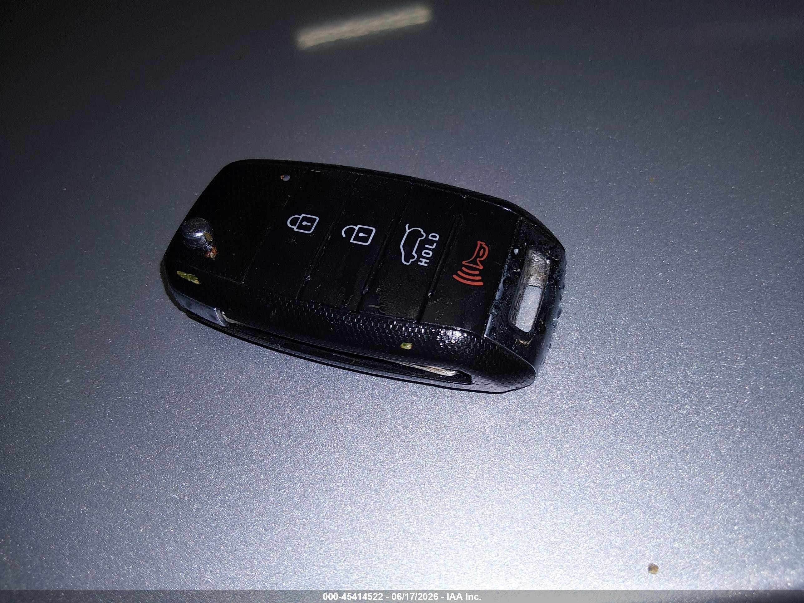 2015 Kia Soul ! Silver vin: KNDJX3A50F7779136