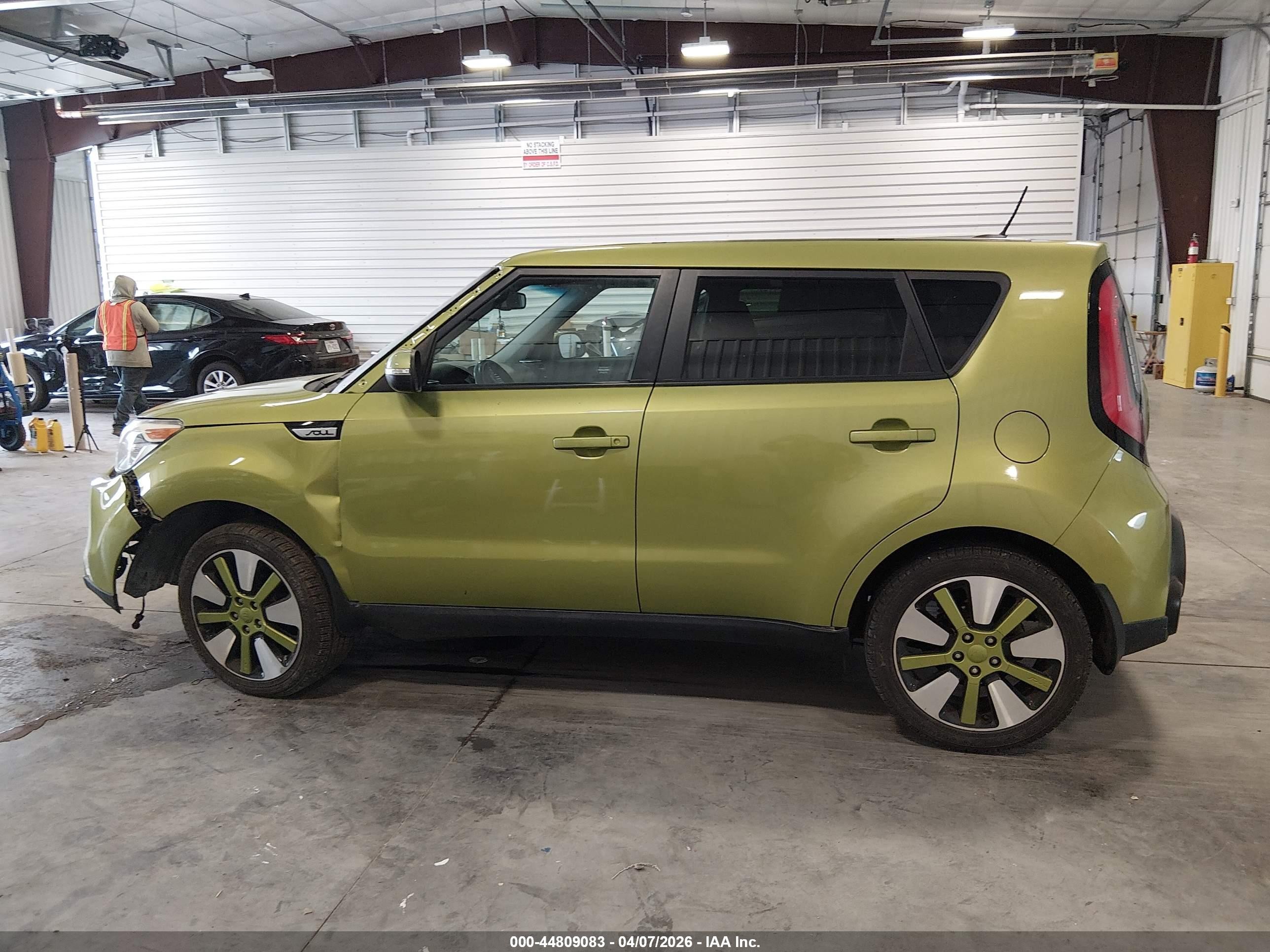 2015 Kia Soul ! Green vin: KNDJX3A50F7789133