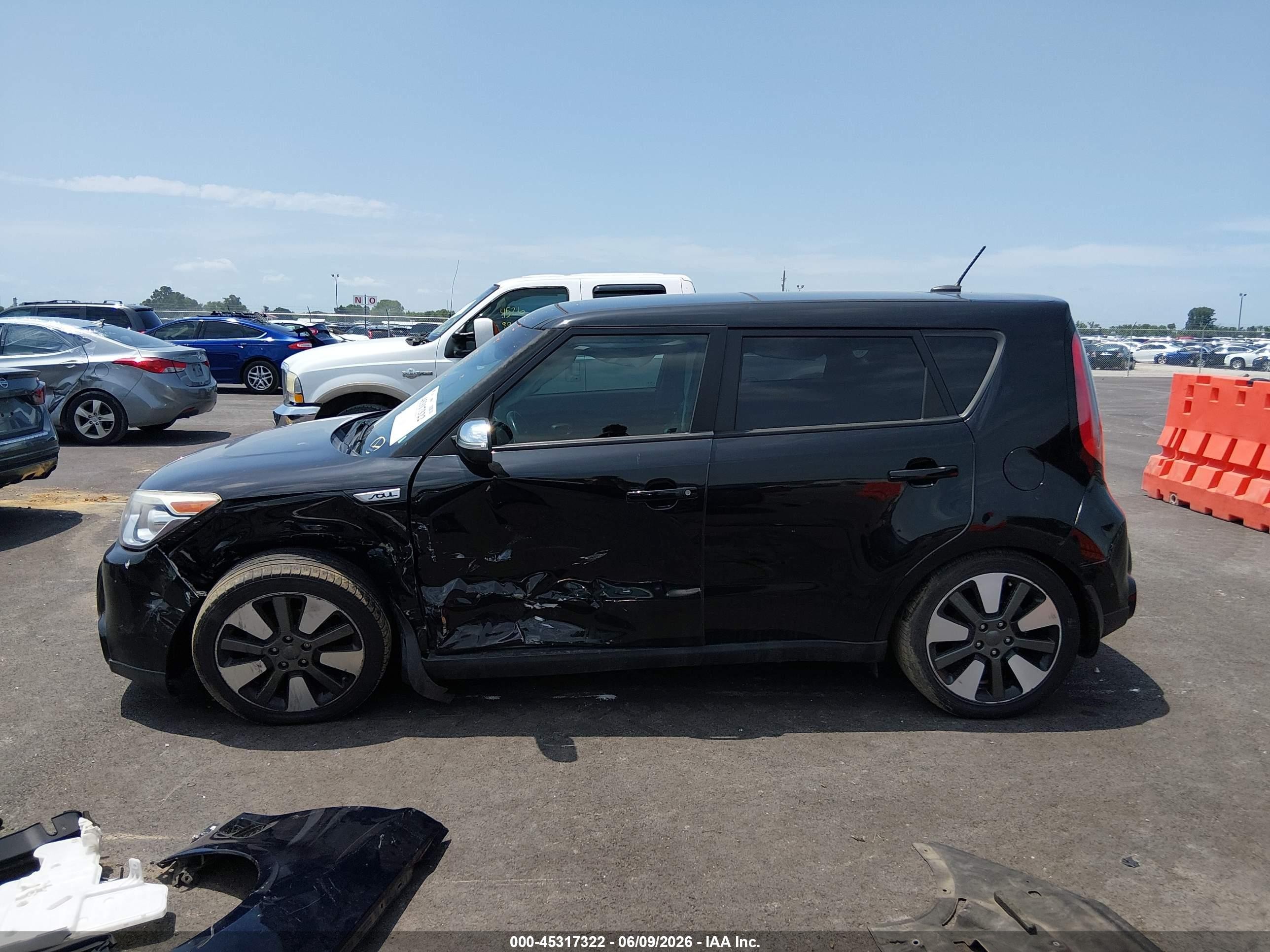 2015 Kia Soul ! Black vin: KNDJX3A51F7150971