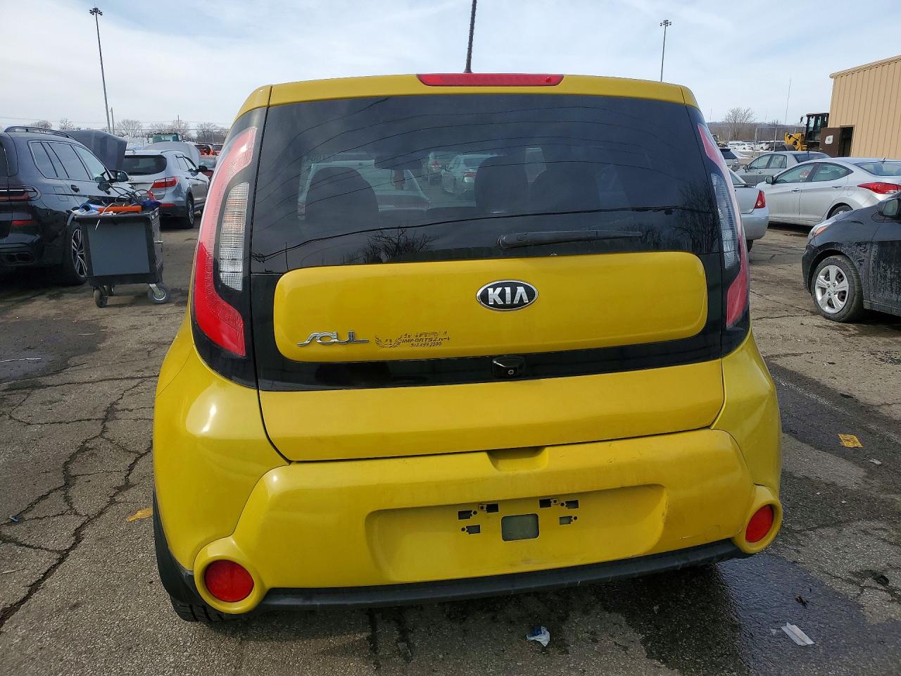 2014 Kia Soul ! Желтый vin: KNDJX3A52E7011284