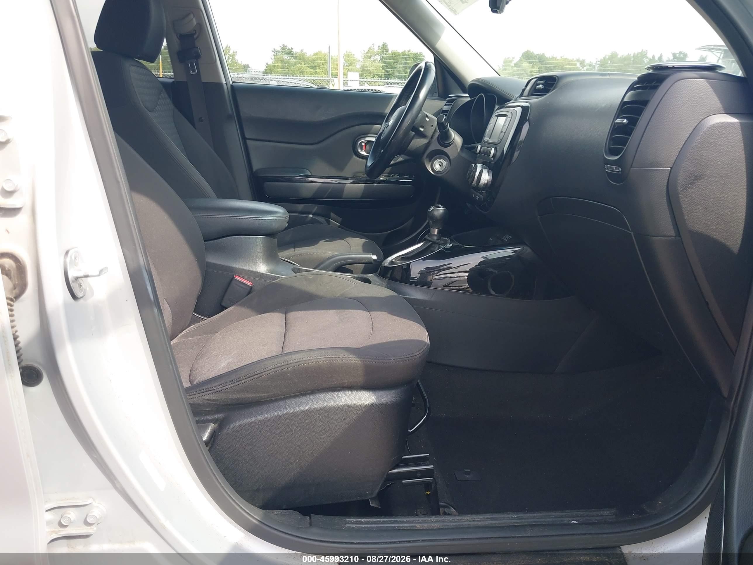 2014 Kia Soul ! Silver vin: KNDJX3A52E7702038