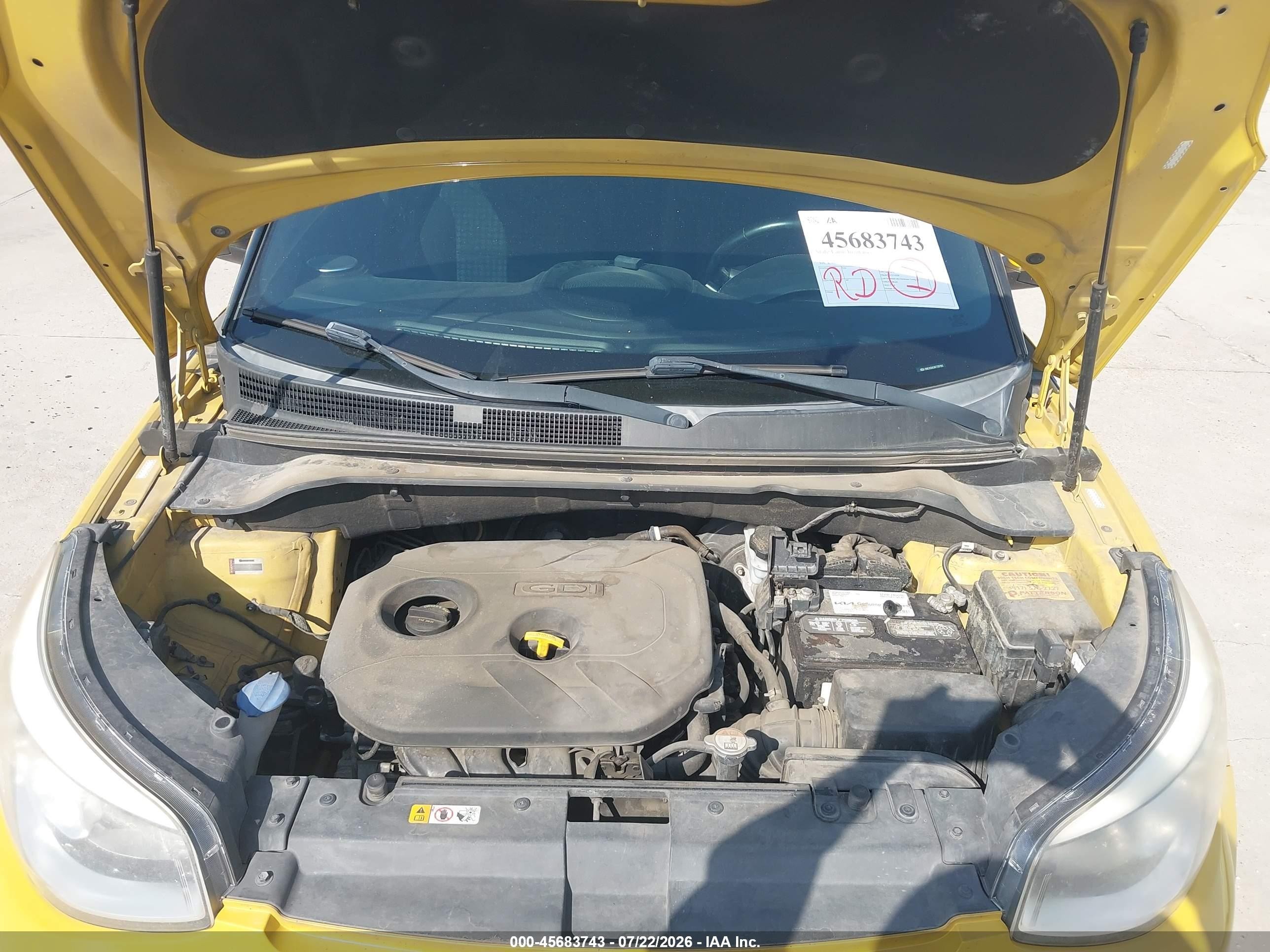 2015 Kia Soul ! Yellow vin: KNDJX3A54F7197931