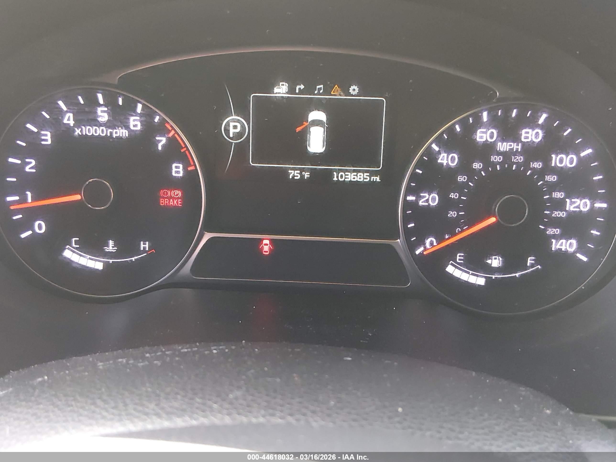 2015 Kia Soul ! White vin: KNDJX3A54F7208622