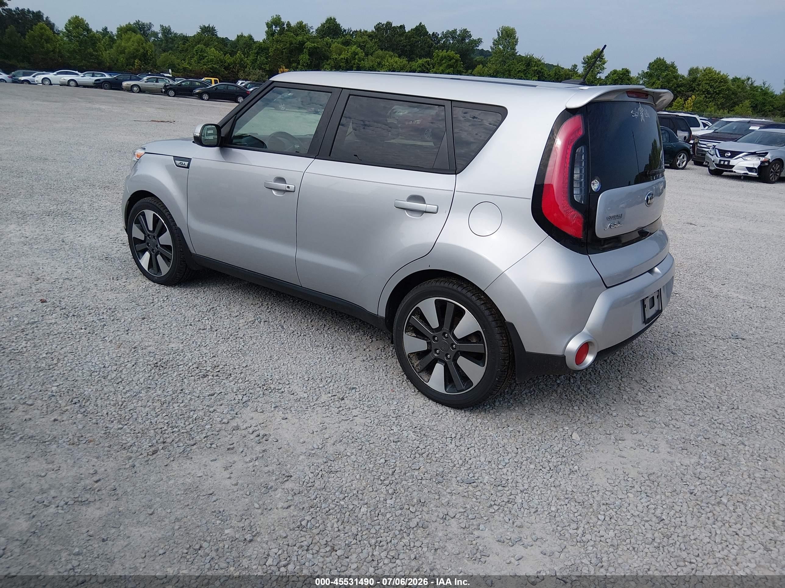 2015 Kia Soul ! Silver vin: KNDJX3A54F7792763