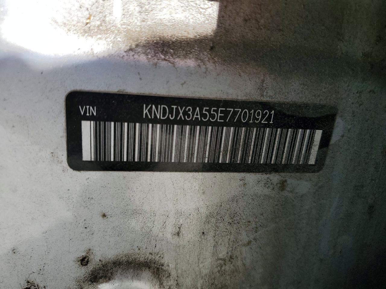 2014 Kia Soul ! Silver vin: KNDJX3A55E7701921