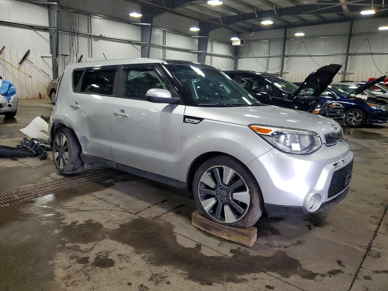 2014 Kia Soul ! Silver vin: KNDJX3A55E7702065