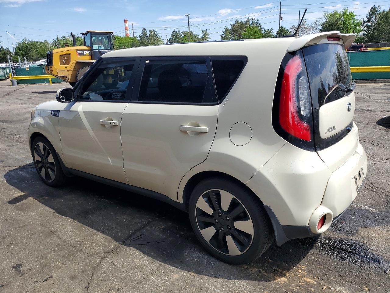 2015 Kia Soul ! Cream vin: KNDJX3A56F7173940