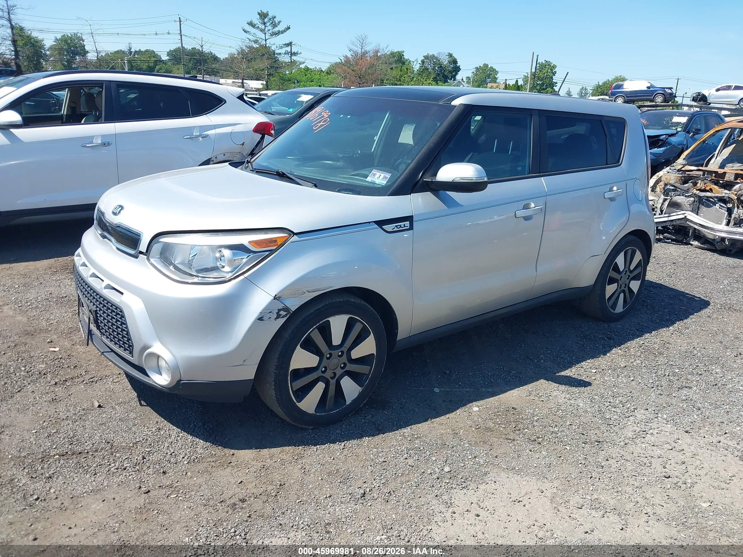 2015 Kia Soul ! Silver vin: KNDJX3A56F7767119