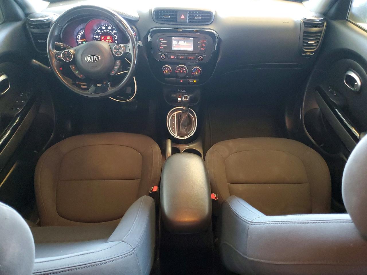 2014 Kia Soul ! Green vin: KNDJX3A57E7737268