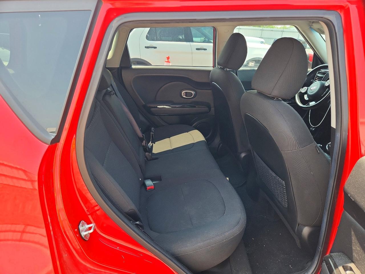 2015 Kia Soul ! Красный vin: KNDJX3A57F7778792