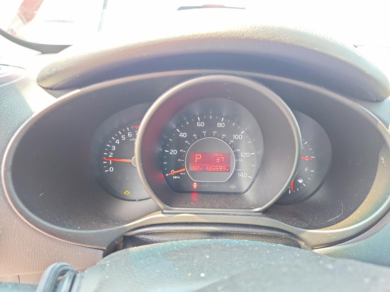2015 Kia Soul ! Красный vin: KNDJX3A57F7778792