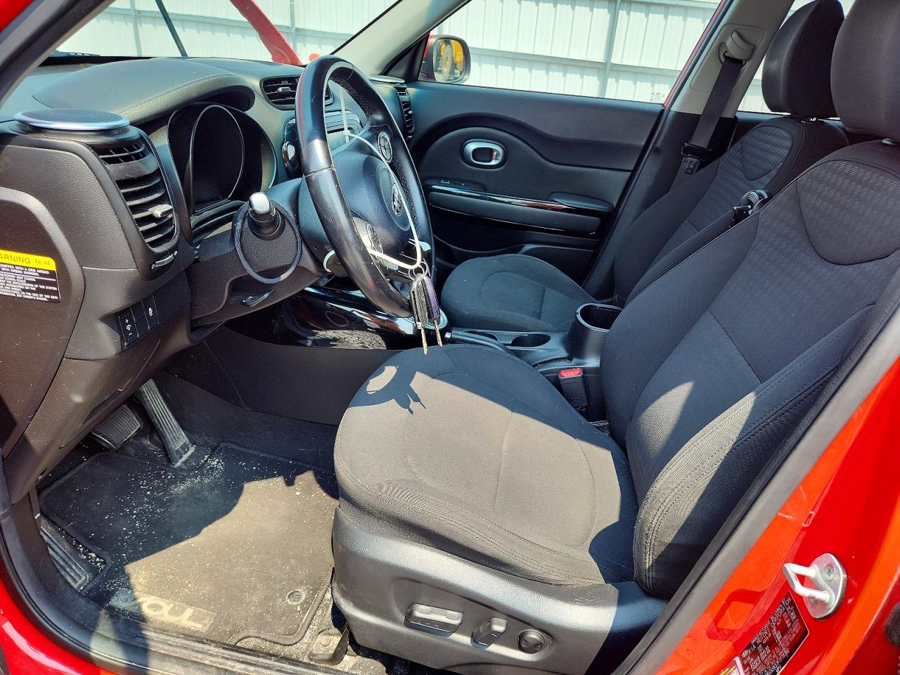 2015 Kia Soul ! Красный vin: KNDJX3A57F7778792