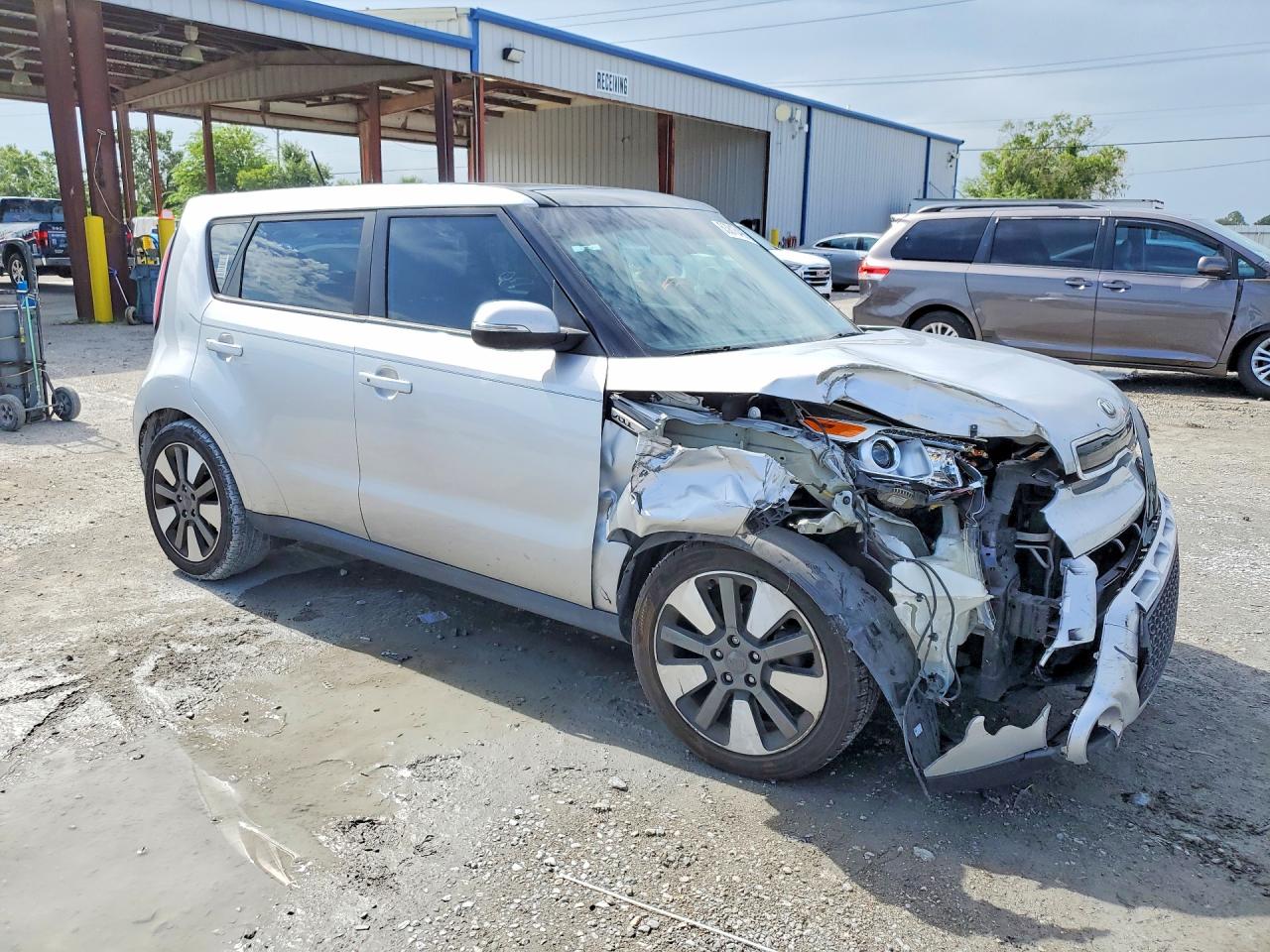 2015 Kia Soul ! Серебряный vin: KNDJX3A57F7779179