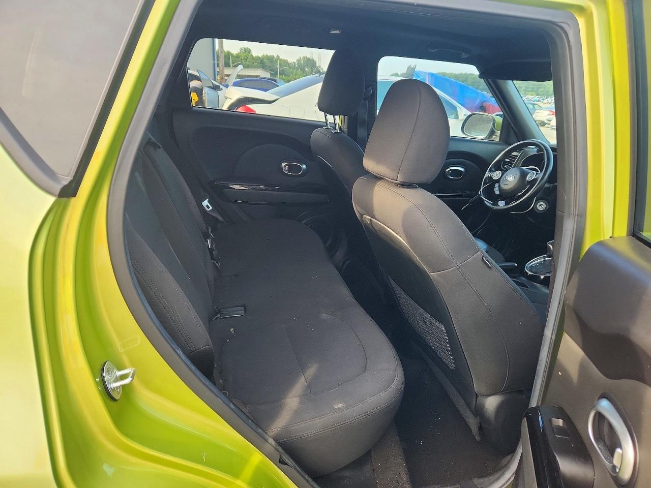 2015 Kia Soul ! Green vin: KNDJX3A57F7801522