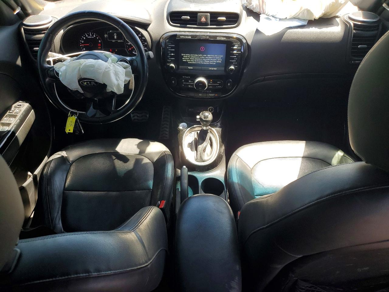 2014 Kia Soul Silver vin: KNDJX3A58E7733780