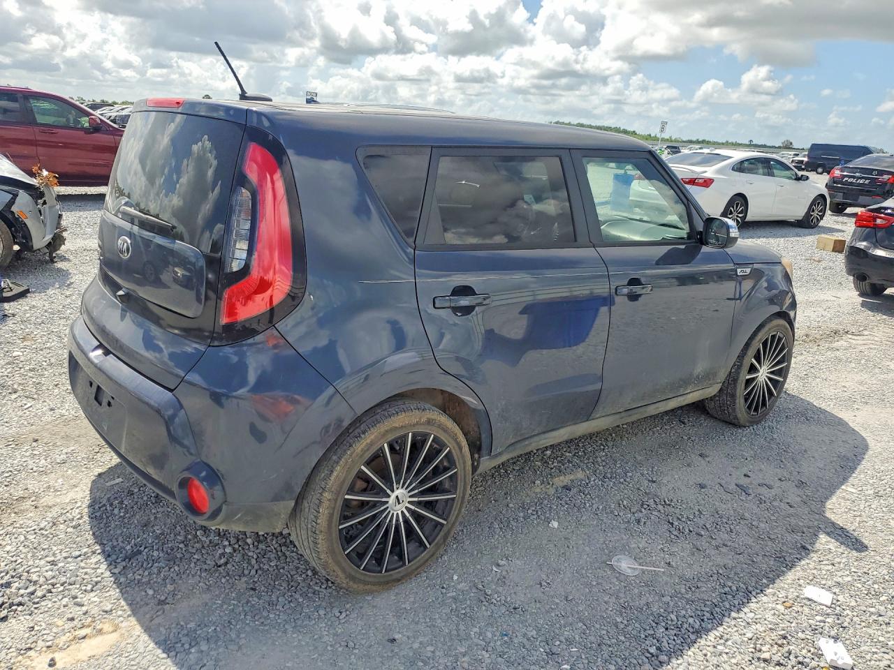 2015 Kia Soul ! Charcoal vin: KNDJX3A58F7123766