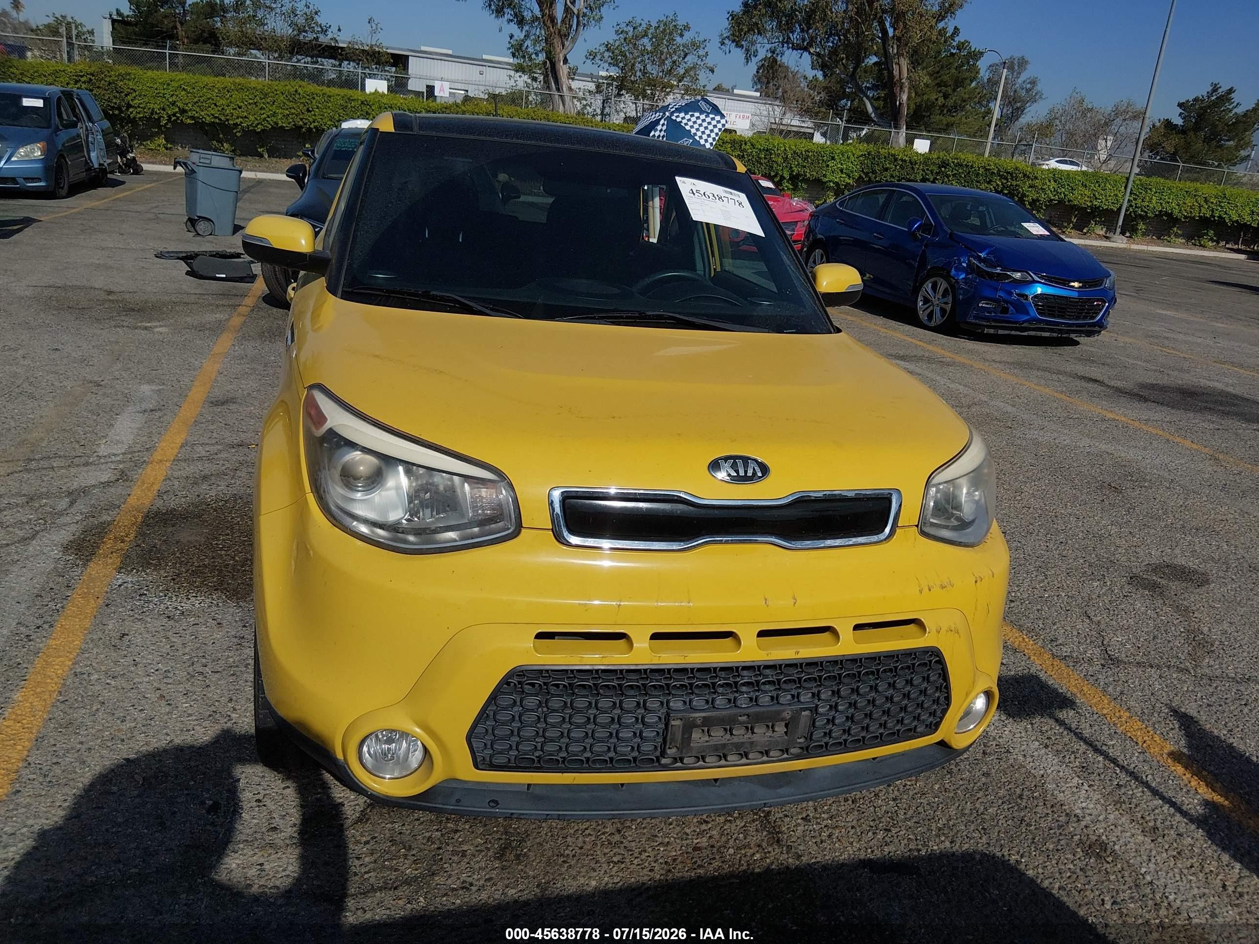 2015 Kia Soul ! Yellow vin: KNDJX3A58F7218148