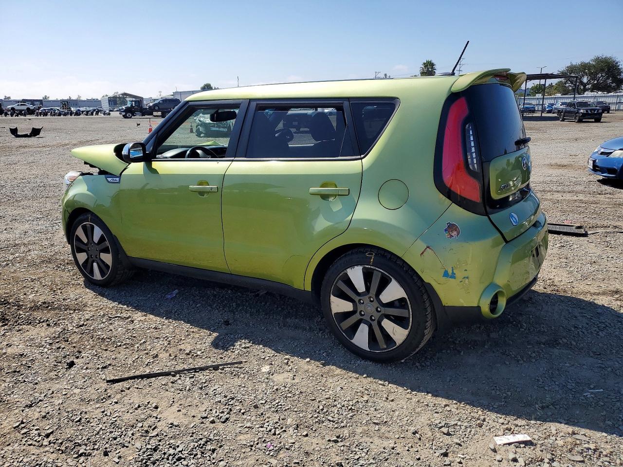 2015 Kia Soul ! Зеленый vin: KNDJX3A58F7761029