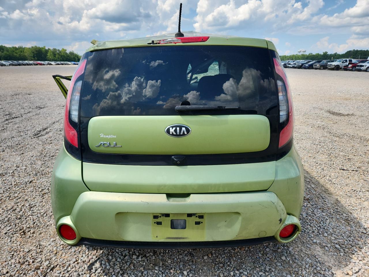 2015 Kia Soul ! Green vin: KNDJX3A58F7791616
