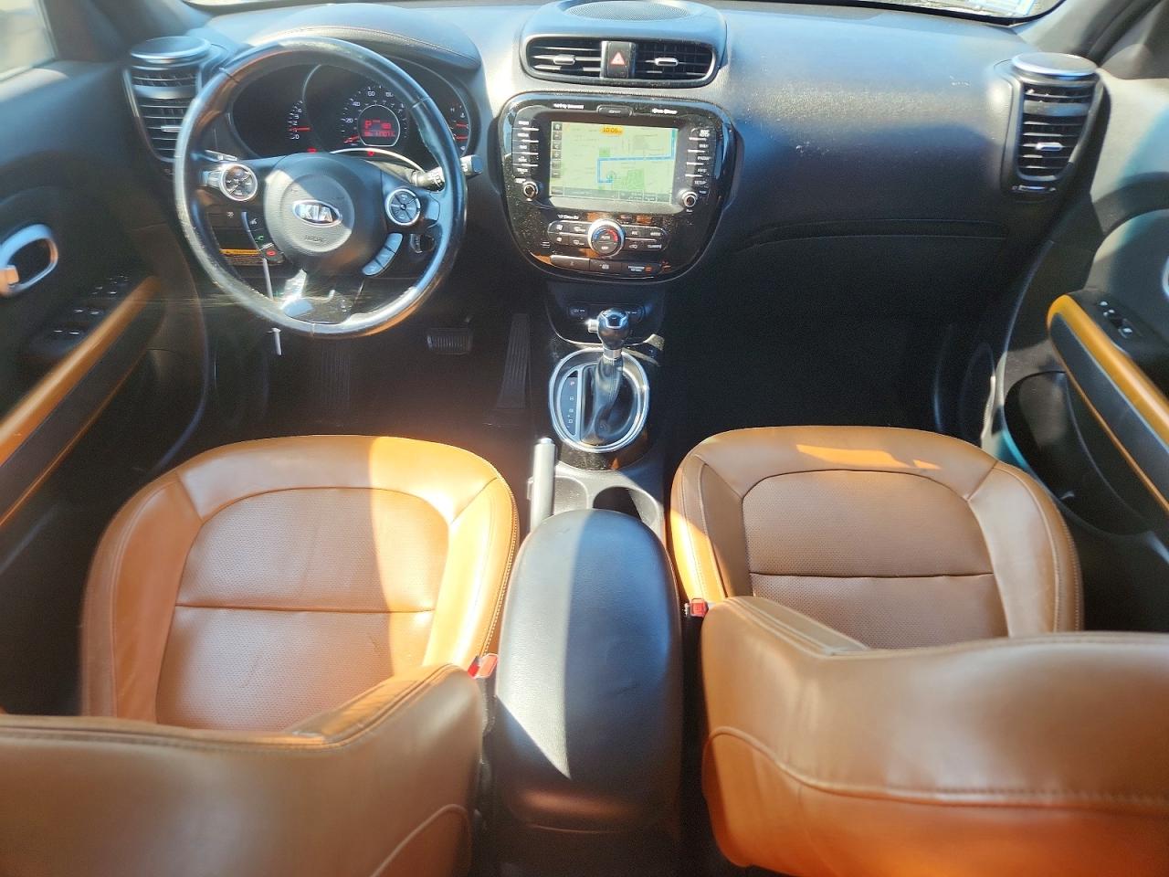 2015 Kia Soul ! Белый vin: KNDJX3A59F7127731