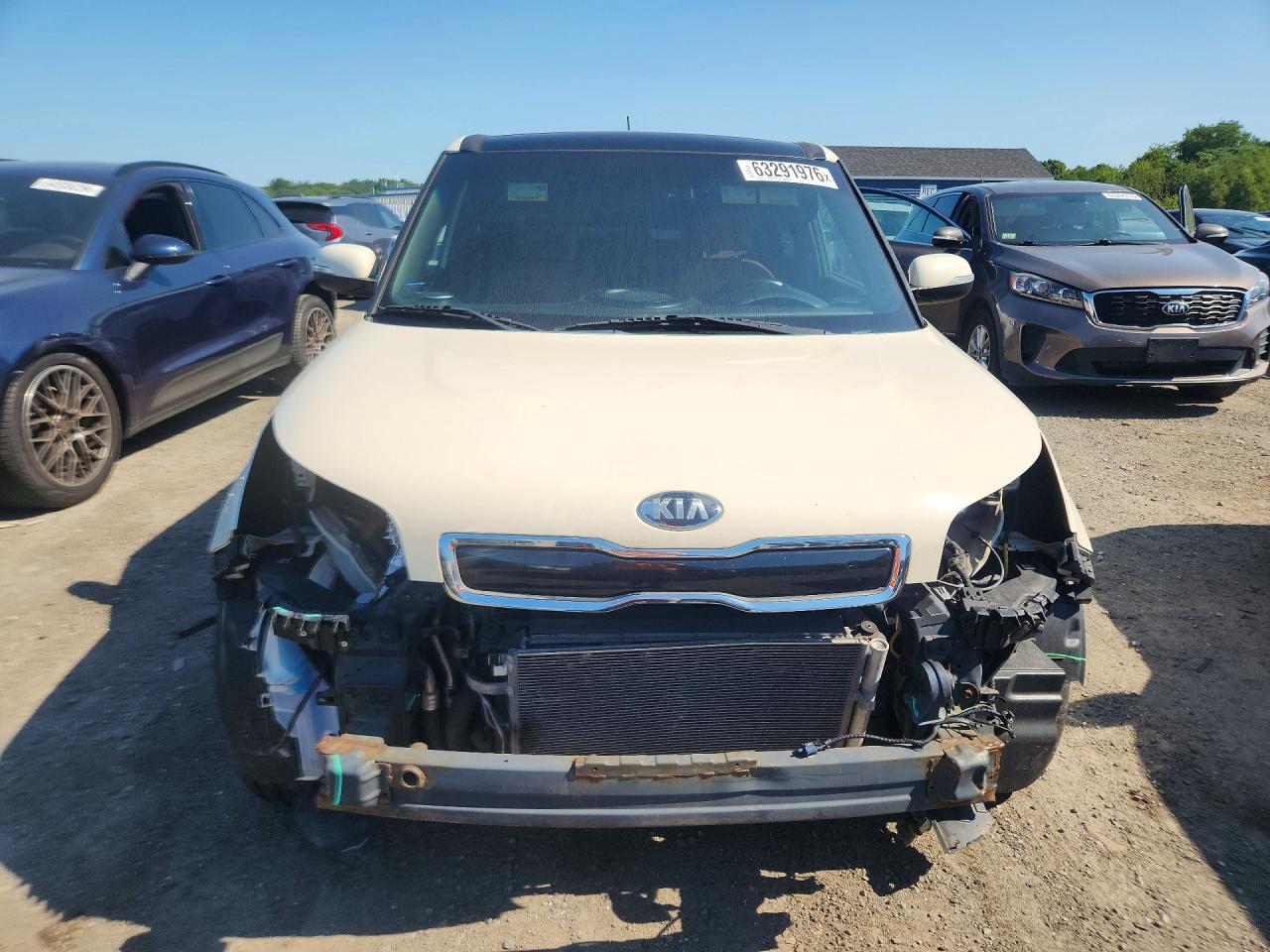 2015 Kia Soul ! Белый vin: KNDJX3A59F7127731