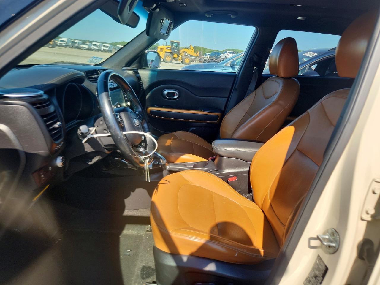 2015 Kia Soul ! Белый vin: KNDJX3A59F7127731