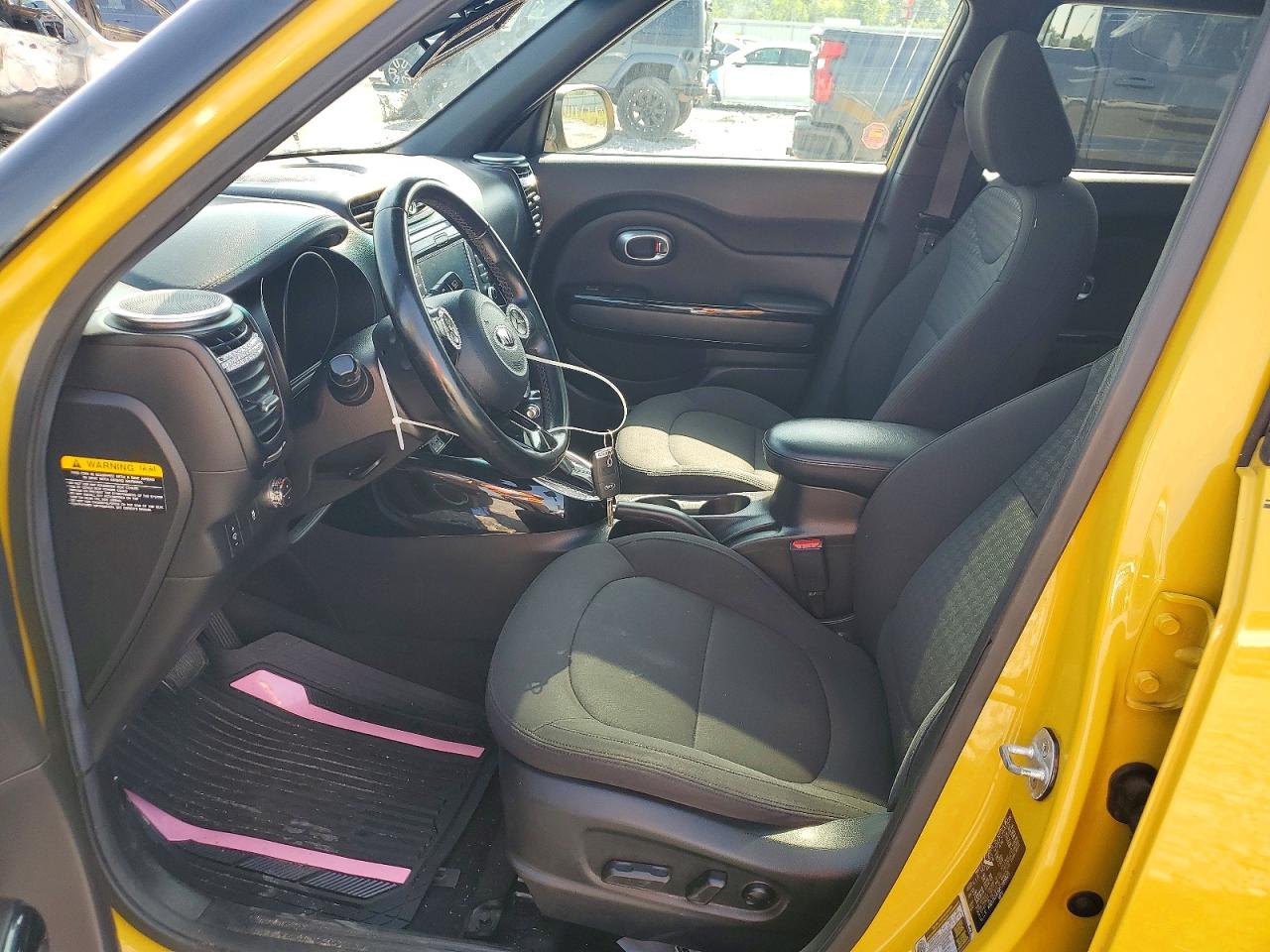 2015 Kia Soul ! Gold vin: KNDJX3A59F7189825