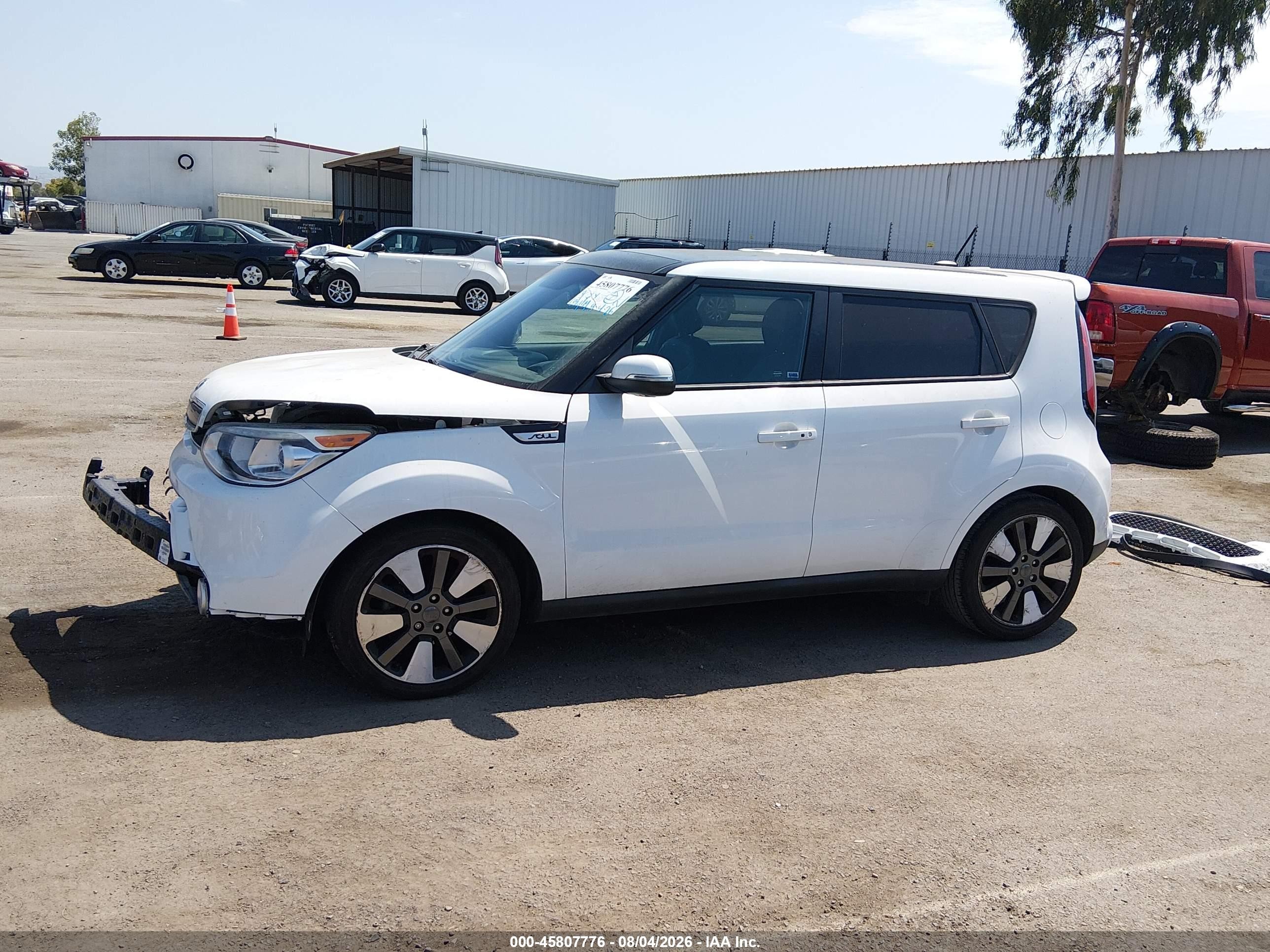 2015 Kia Soul ! Белый vin: KNDJX3A5XF7192815