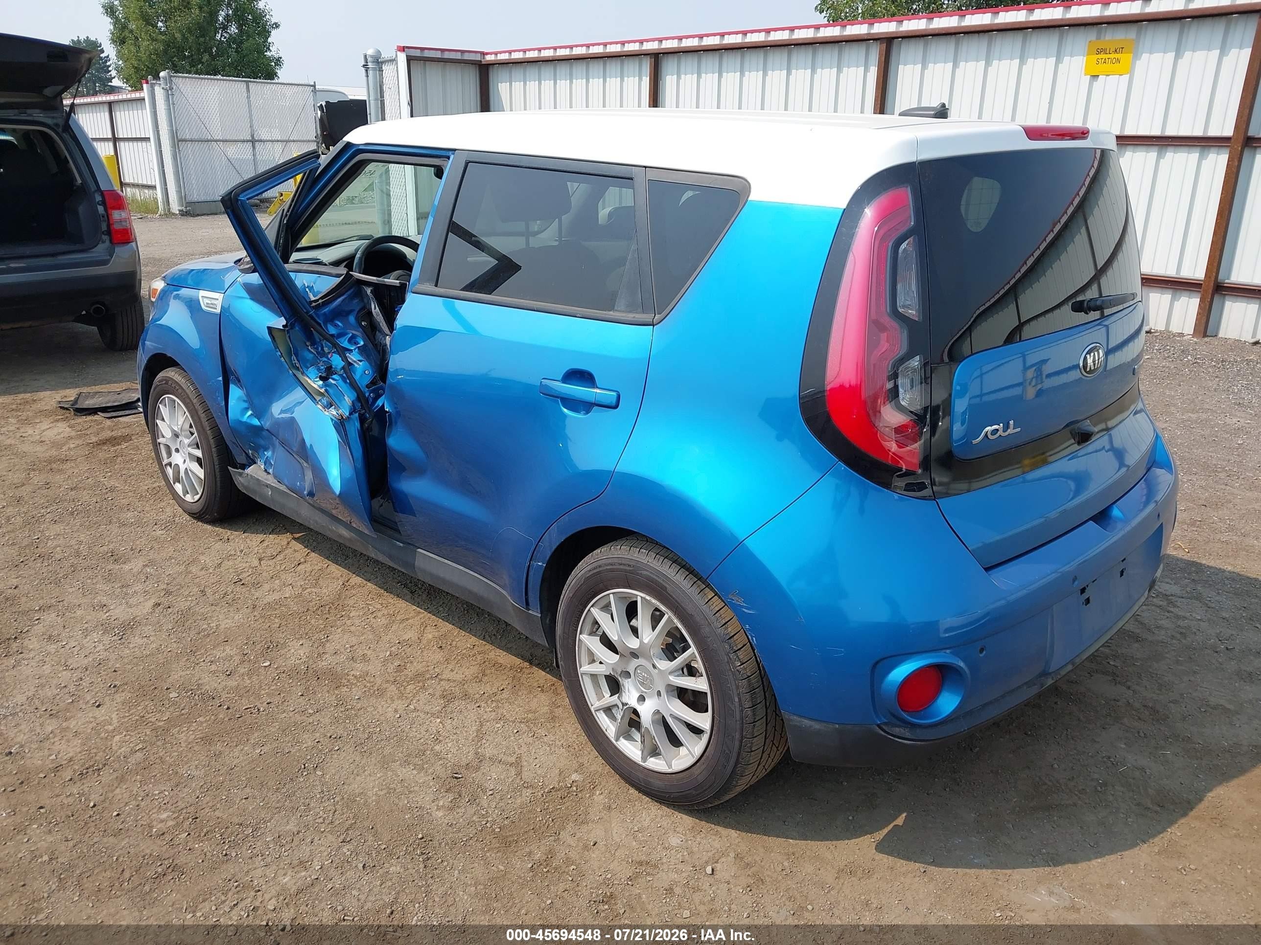 2015 Kia Soul Ev + Blue vin: KNDJX3AE7F7001223