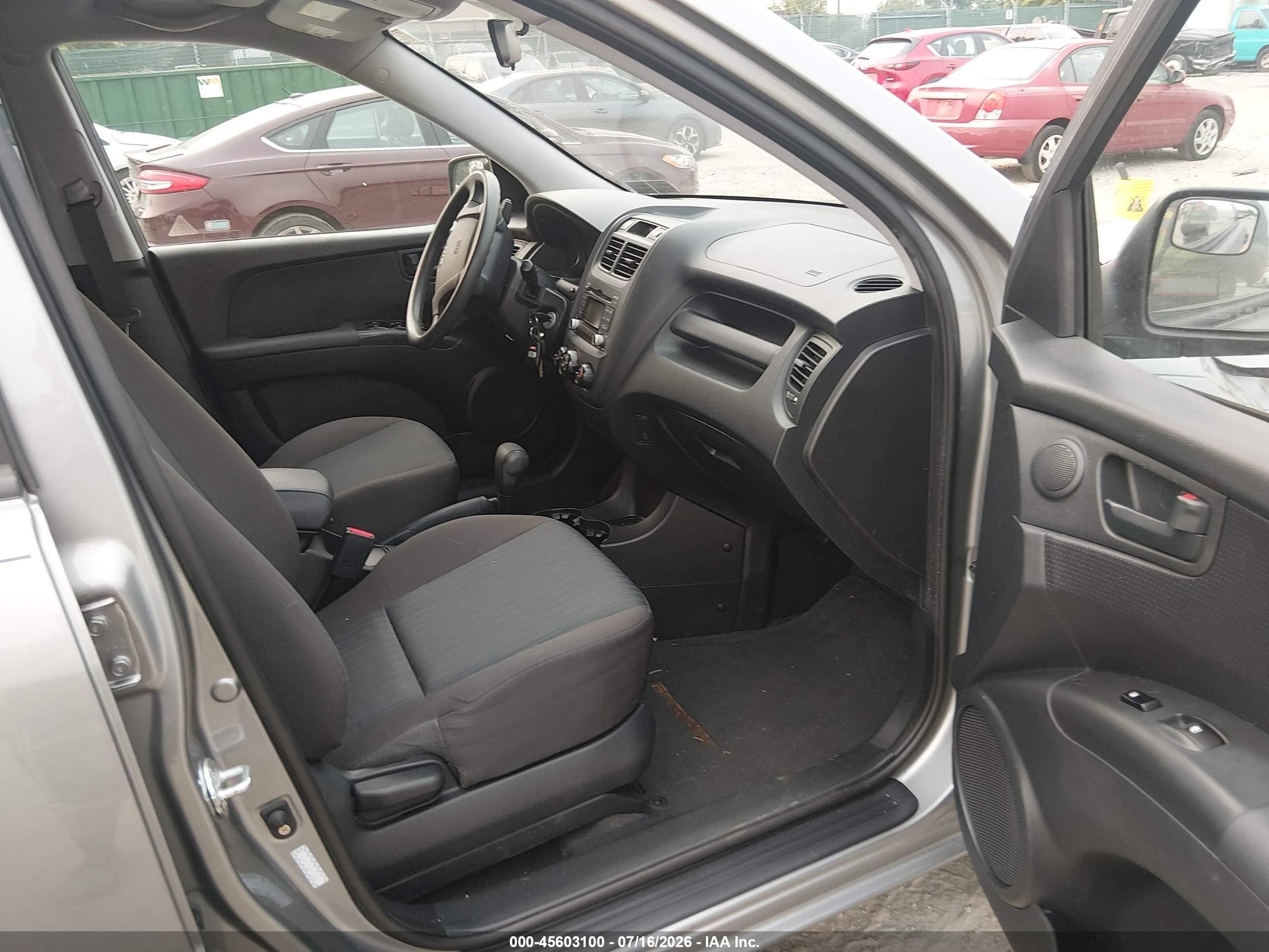 2010 Kia Sportage Lx Gray vin: KNDKG3A44A7692277