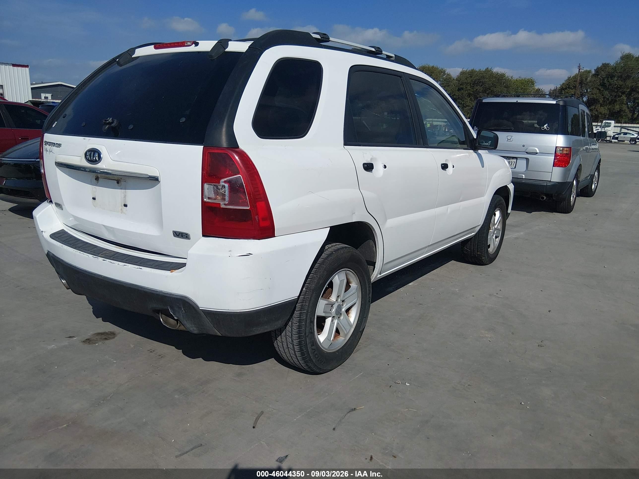 2010 Kia Sportage Lx V6 White vin: KNDKGCA30A7714752