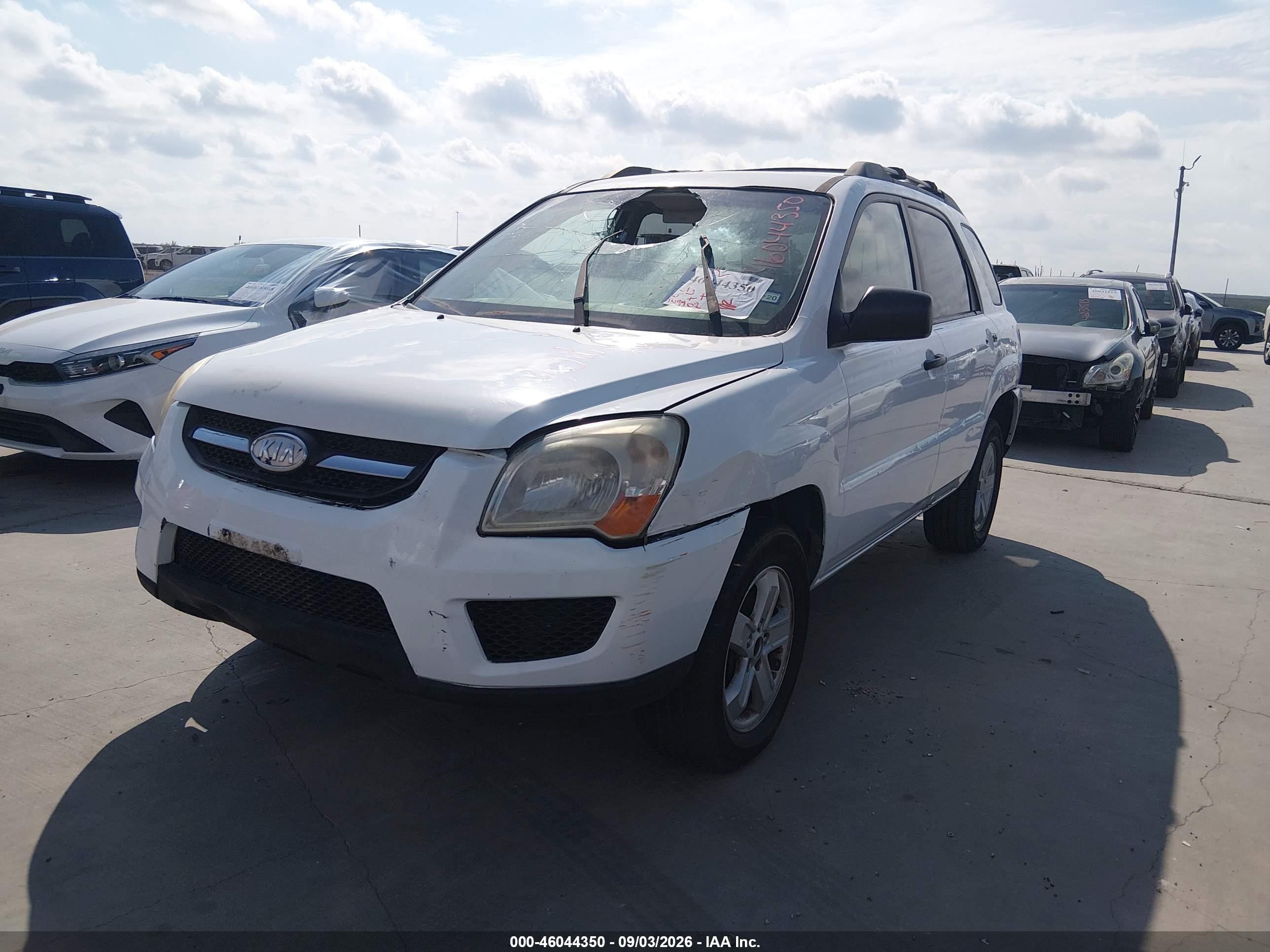 2010 Kia Sportage Lx V6 White vin: KNDKGCA30A7714752
