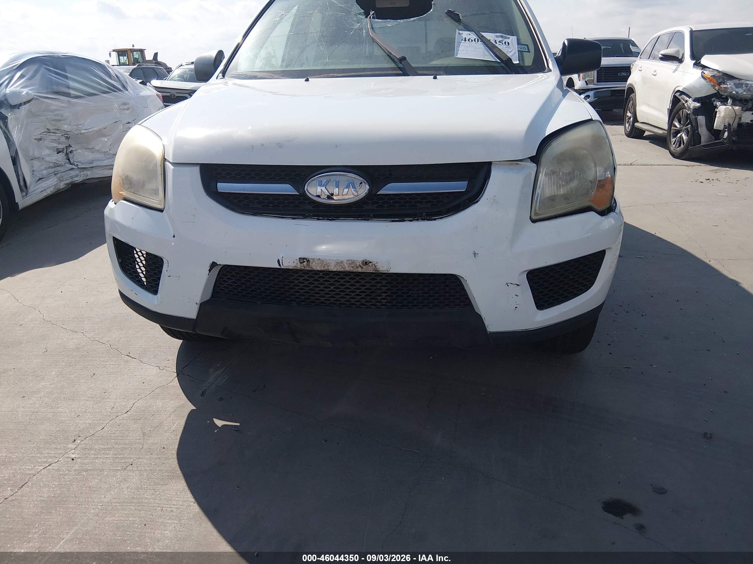 2010 Kia Sportage Lx V6 White vin: KNDKGCA30A7714752
