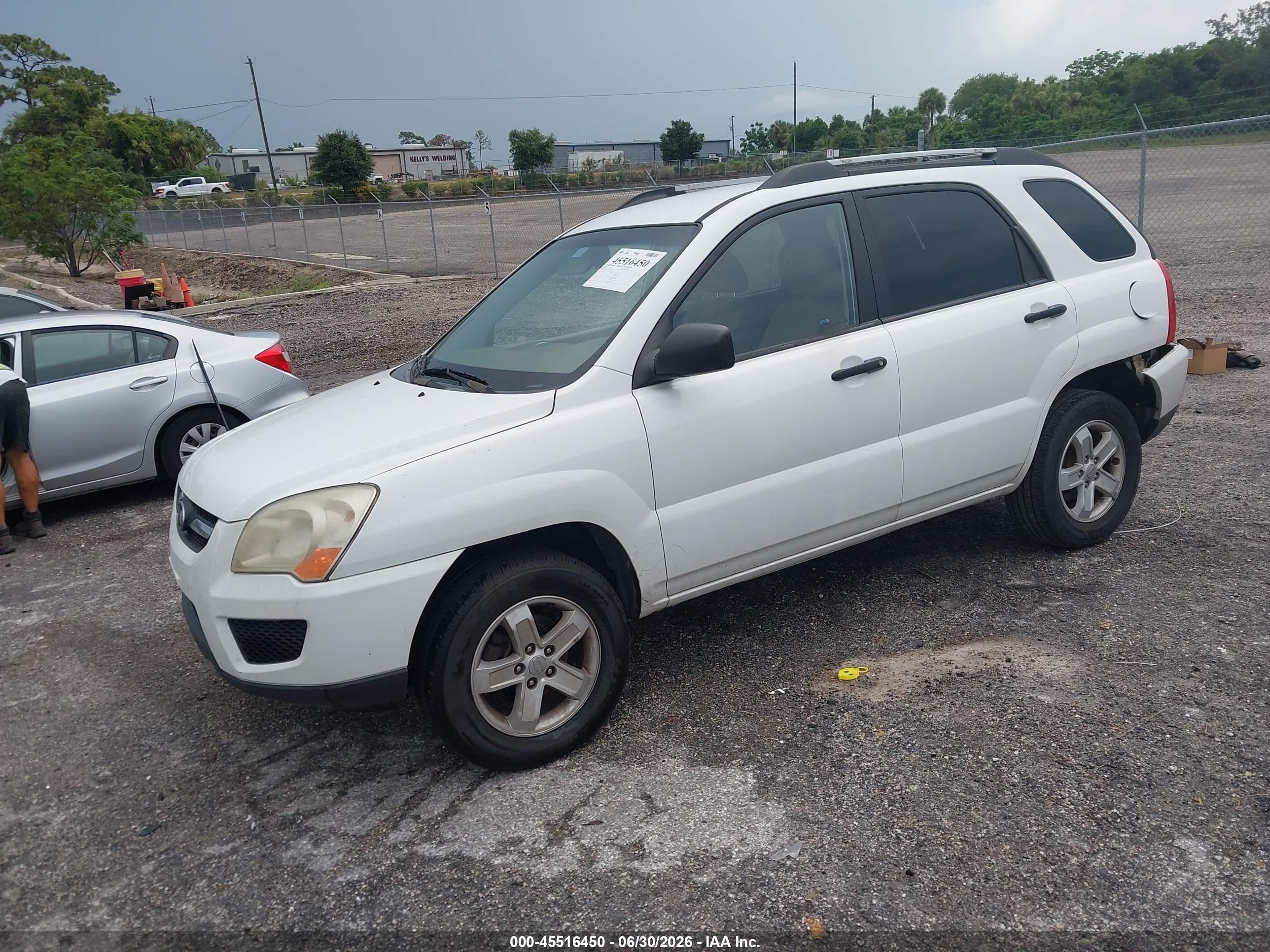 2010 Kia Sportage Lx V6 White vin: KNDKGCA38A7734182