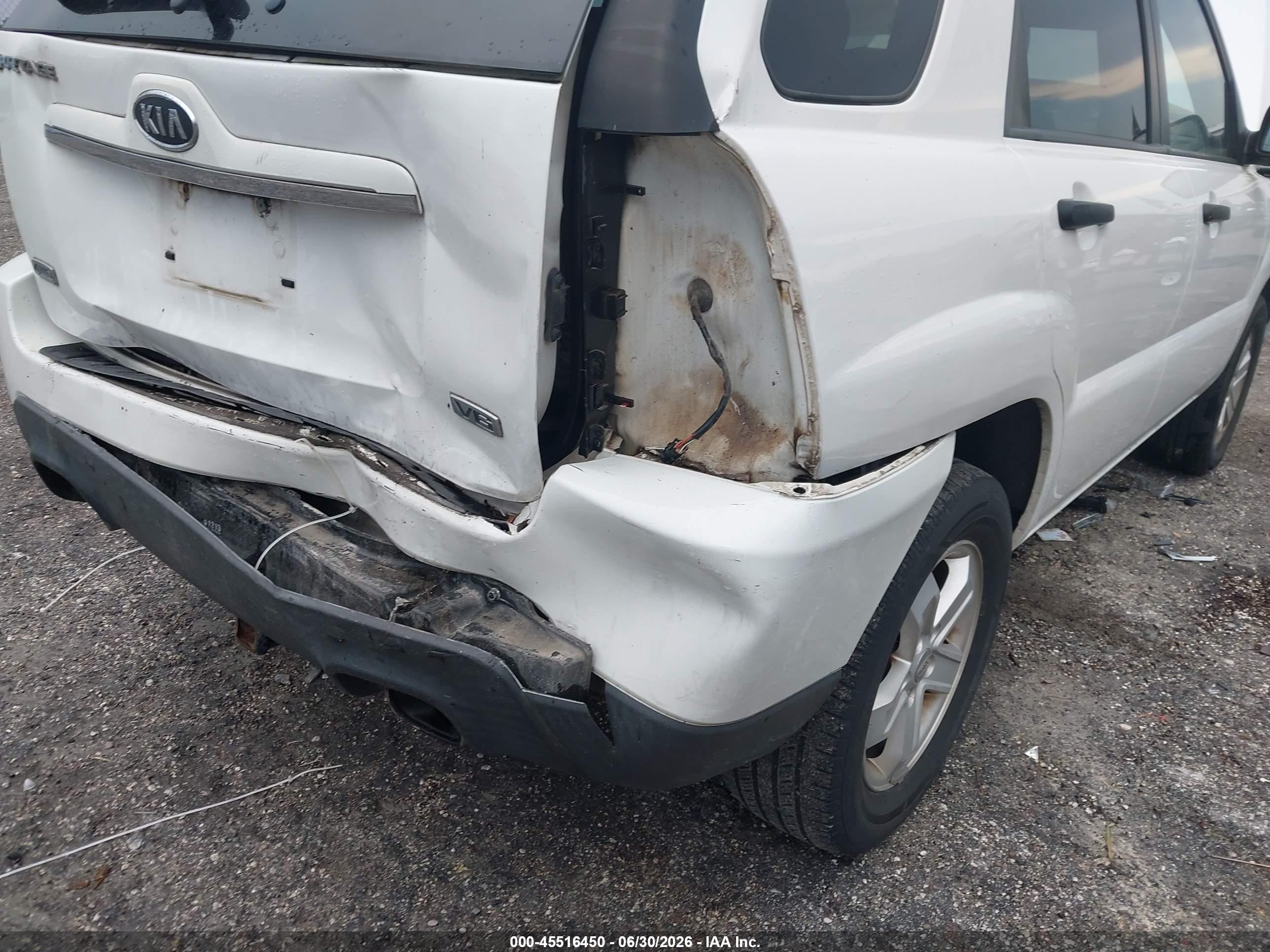 2010 Kia Sportage Lx V6 White vin: KNDKGCA38A7734182