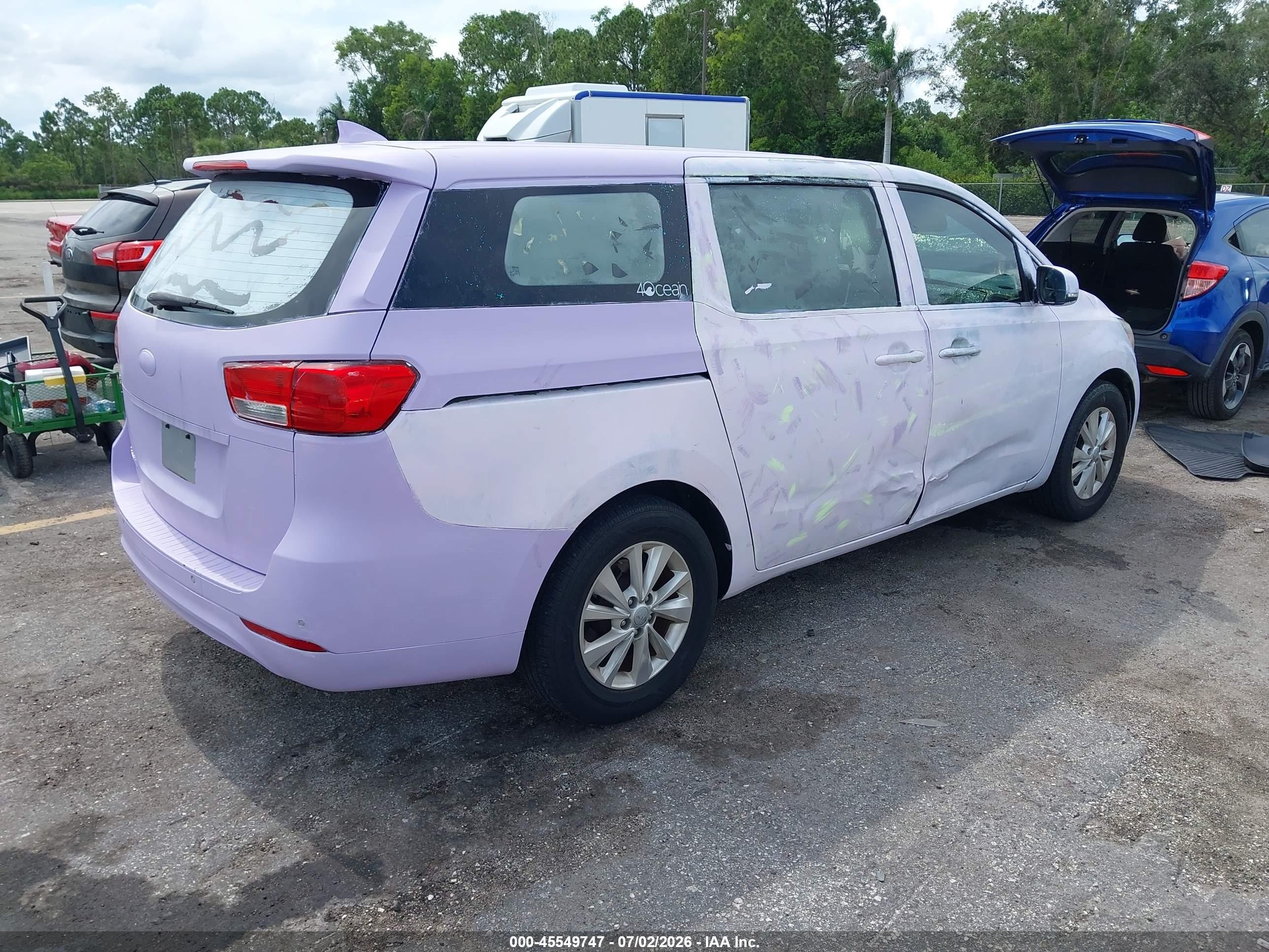 2015 Kia Sedona L Purple vin: KNDMA5C1XF6014669