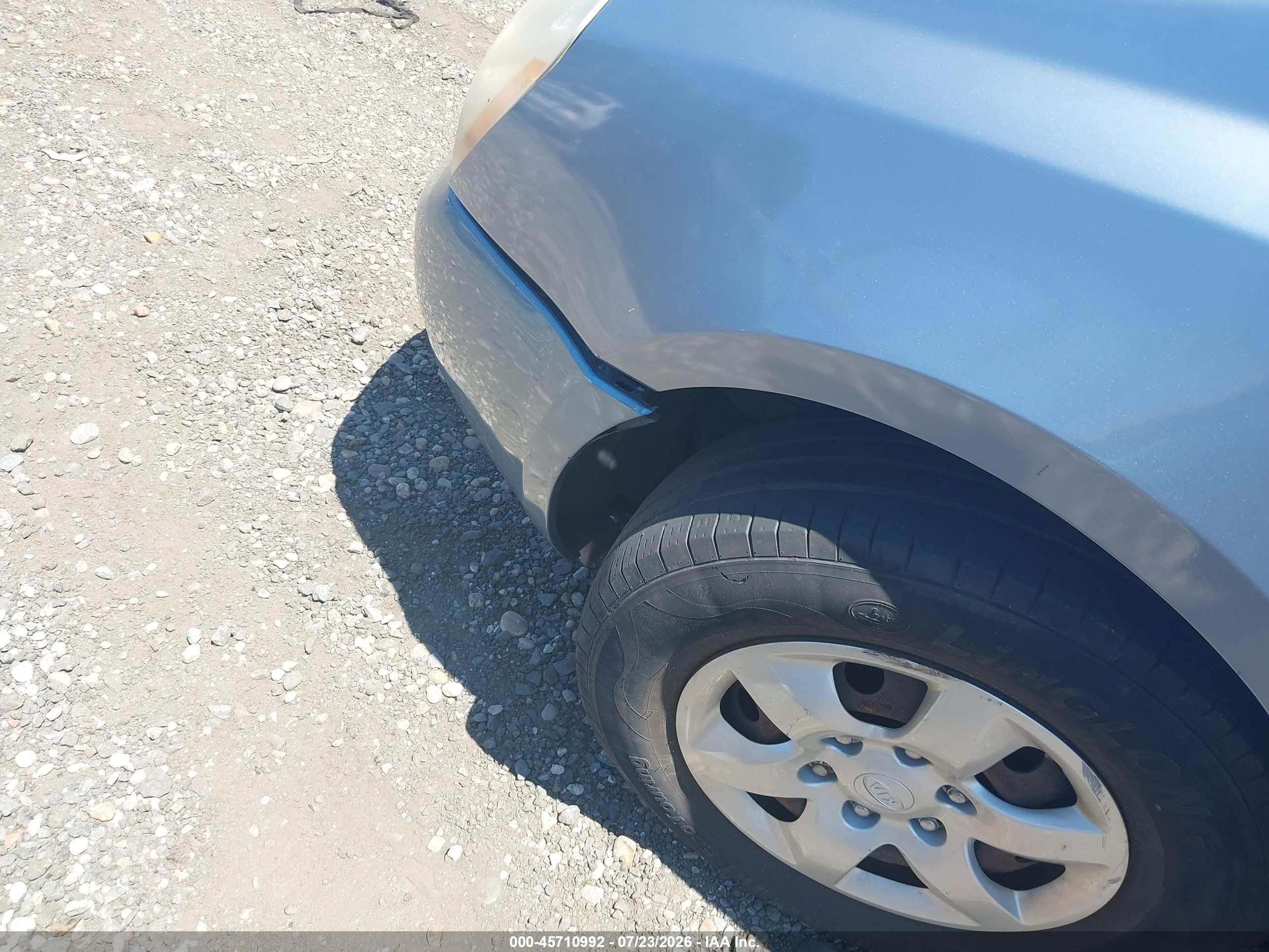 2008 Kia Sedona   Blue vin: KNDMB133186226466