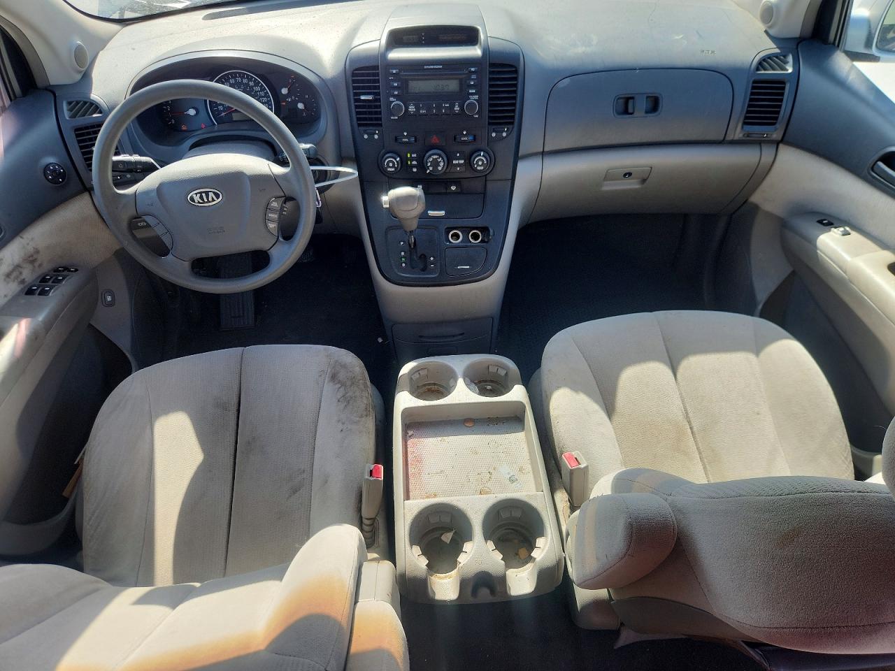 2007 Kia Sedona Base Silver vin: KNDMB233076172954