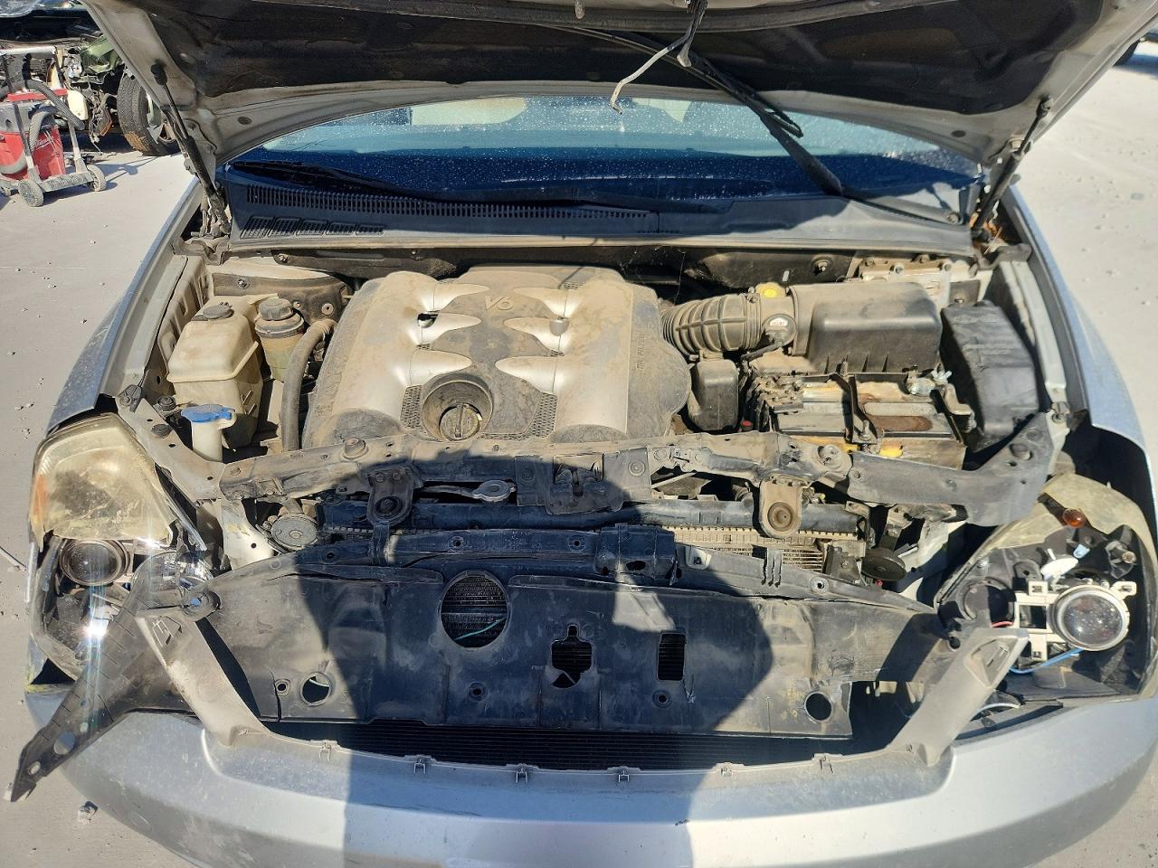 2007 Kia Sedona Base Silver vin: KNDMB233076172954