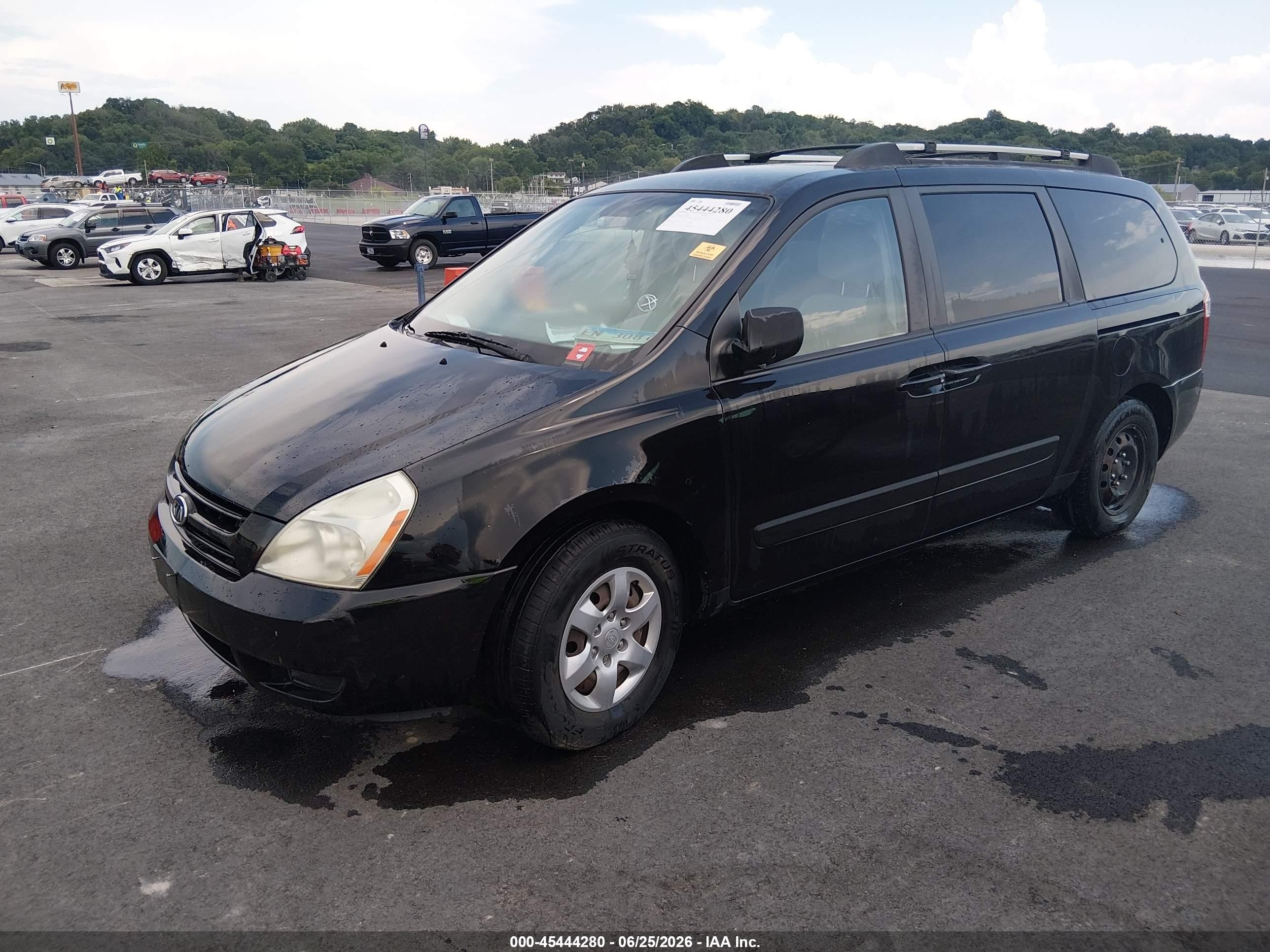 2007 Kia Sedona Lx Black vin: KNDMB233076188474