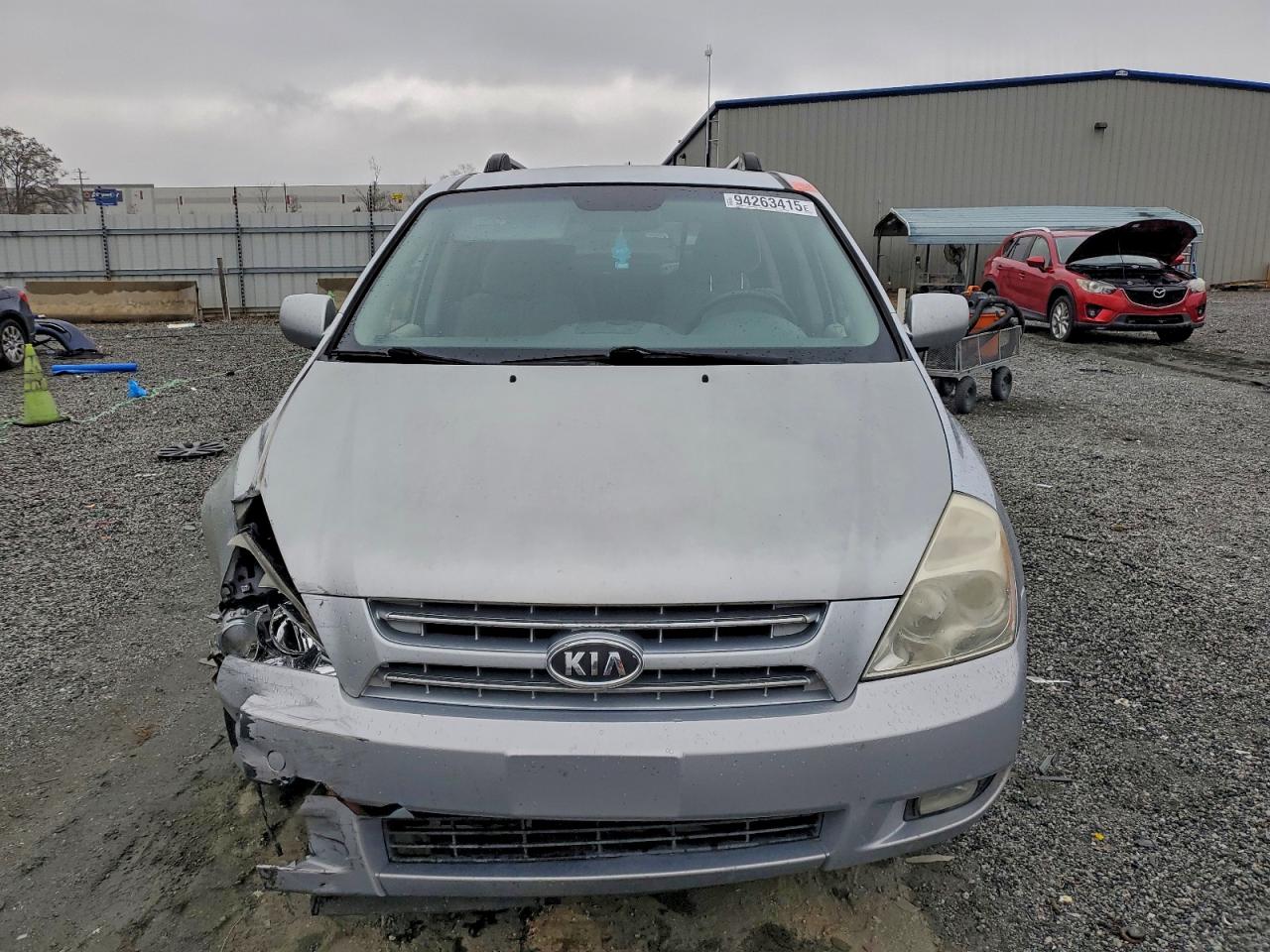 2009 Kia Sedona Gray vin: KNDMB233096271910